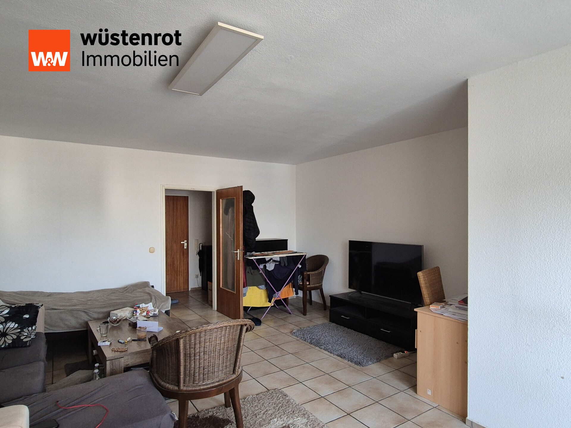 Immobilienangebot - Frankfurt am Main / Nied - Alle - Licht, Luft, Lage: 1-Zimmer-Wohnung mit Top-Schnitt, Fußbodenheizung und Balkon in Frankfurt-Nied