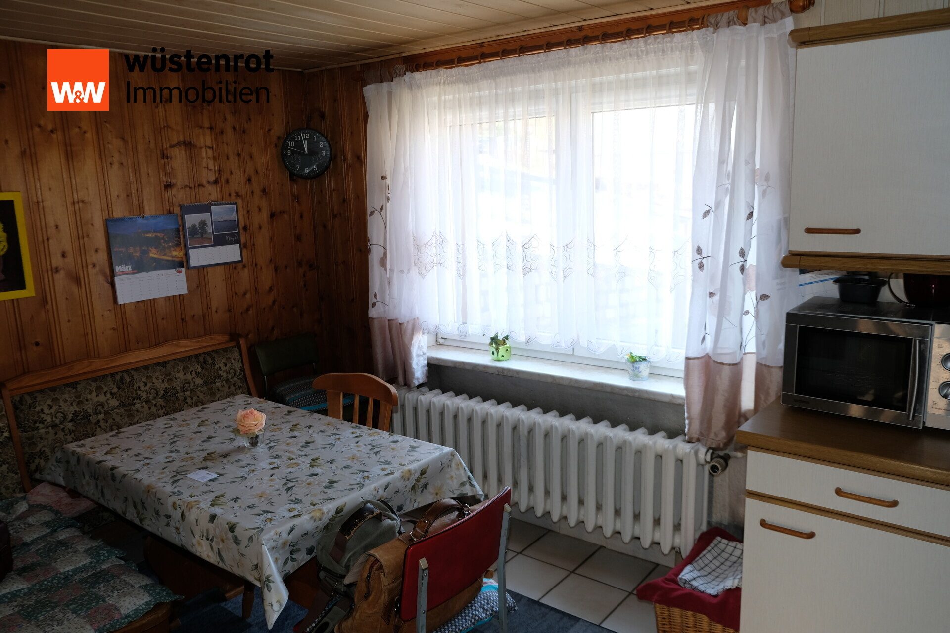 Immobilienangebot - Aue - Alle - Sonniges EFH mit Weitblick & 3 Garagen – Ihr neues Zuhause in Aue