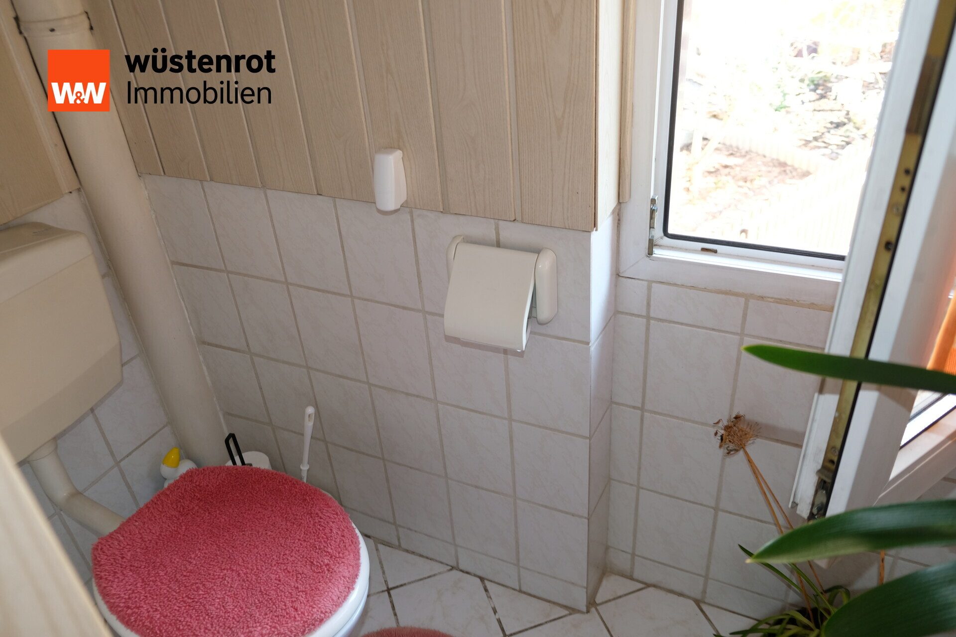 Immobilienangebot - Aue - Alle - Sonniges EFH mit Weitblick & 3 Garagen – Ihr neues Zuhause in Aue