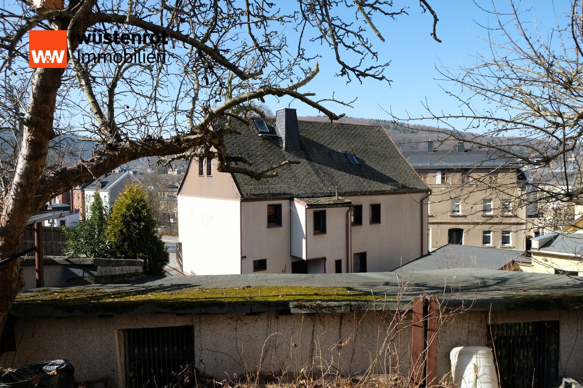 Immobilienangebot - Aue - Alle - Sonniges EFH mit Weitblick & 3 Garagen – Ihr neues Zuhause in Aue