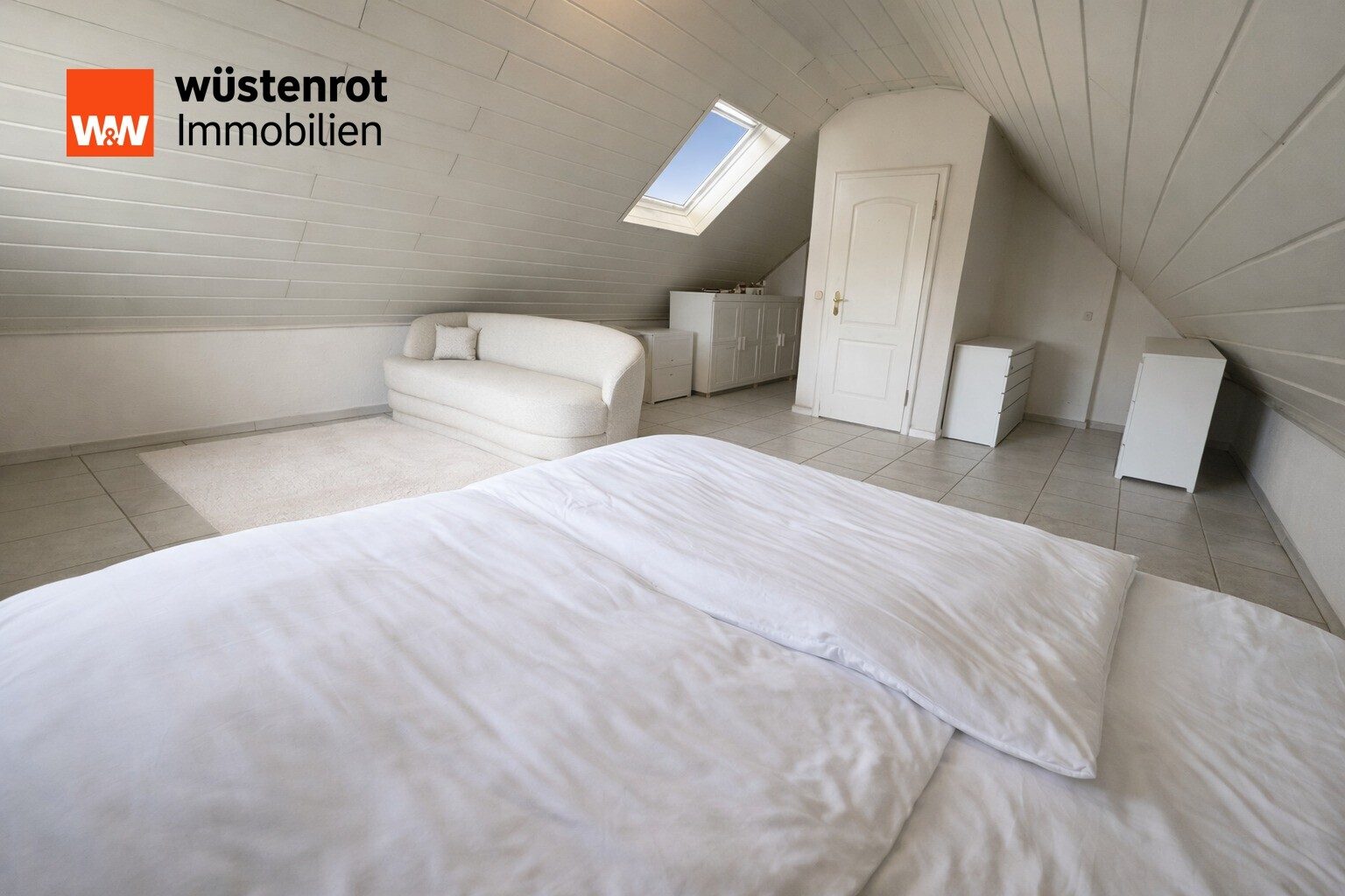 Immobilienangebot - Korschenbroich / Glehn - Alle - Großzügige Doppelhaushälfte im Angebotsverfahren bis 15.06.