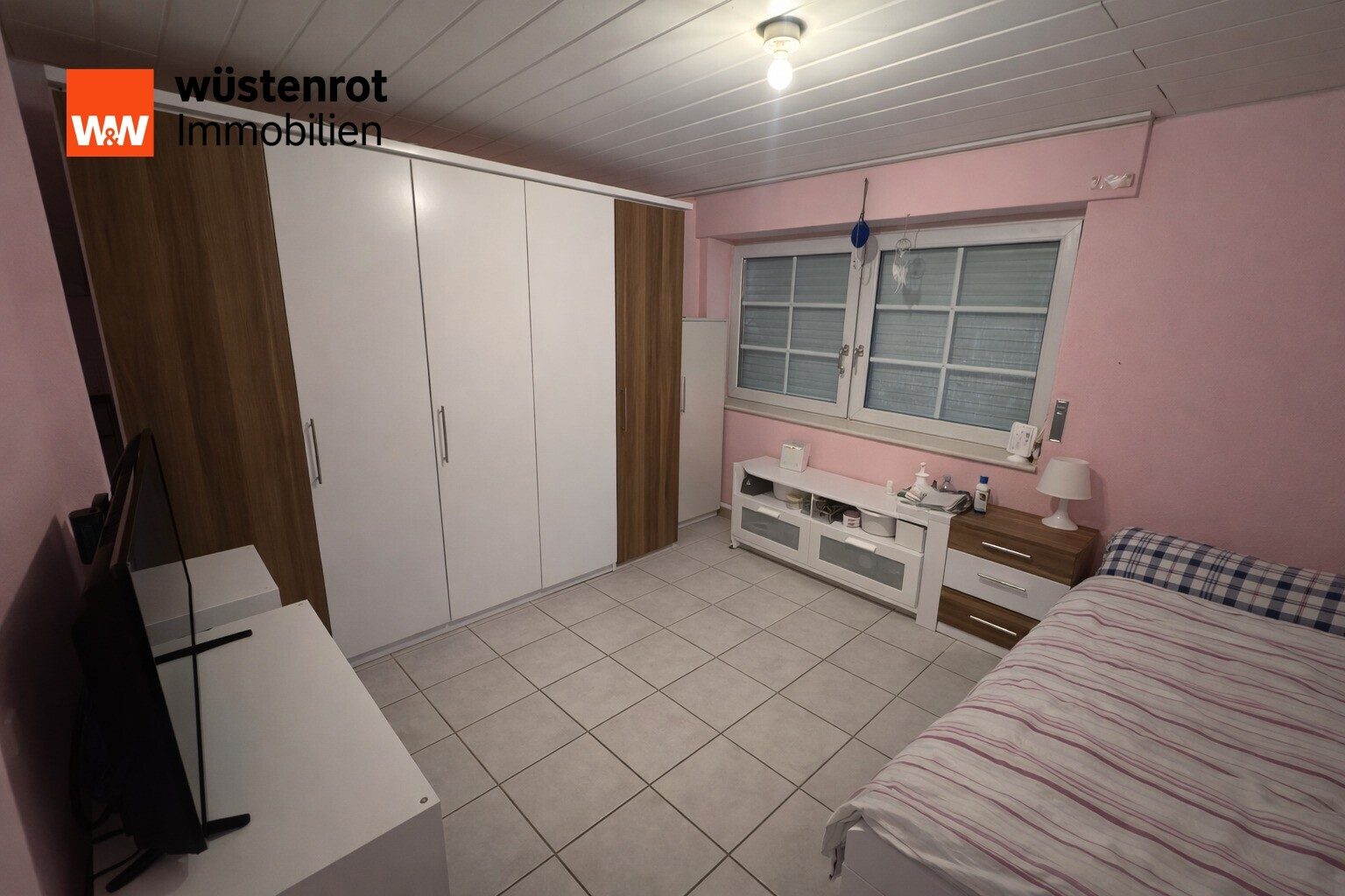 Immobilienangebot - Korschenbroich / Glehn - Alle - Großzügige Doppelhaushälfte im Angebotsverfahren bis 15.06.