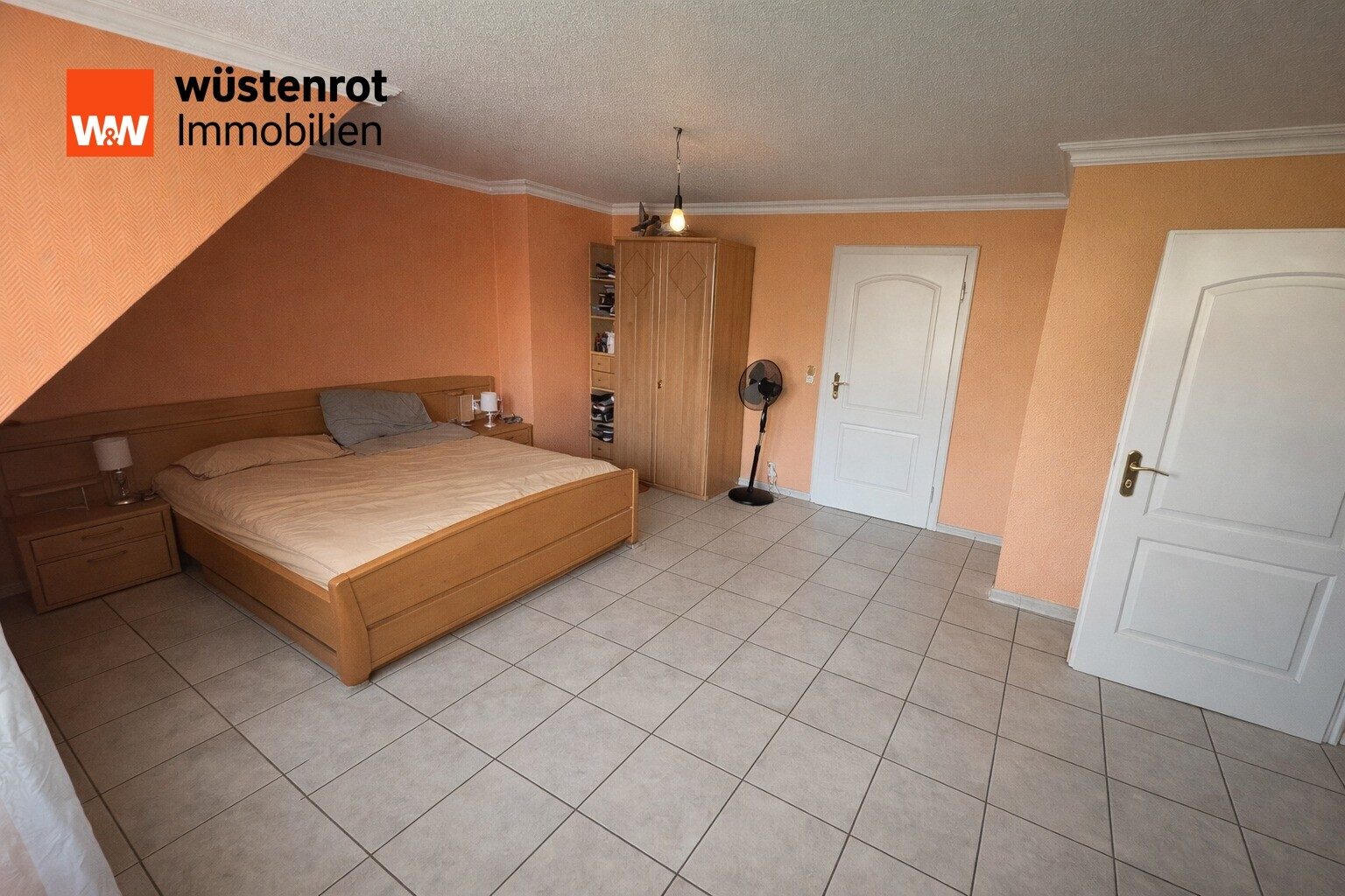 Immobilienangebot - Korschenbroich / Glehn - Alle - Großzügige Doppelhaushälfte im Angebotsverfahren bis 15.06.
