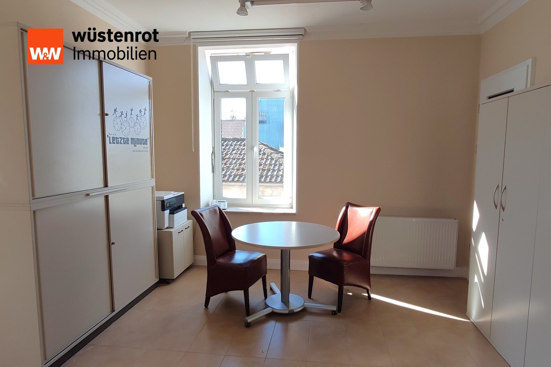 Immobilienangebot - Süsel - Alle - Repräsentative Villa mit vielseitigen Nutzungsmöglichkeiten in Ostseenähe - 365 qm, 13 Zimmer - Große Familie - Generationswohnen - Wohnen & Arbeiten - Einliegerwohnung