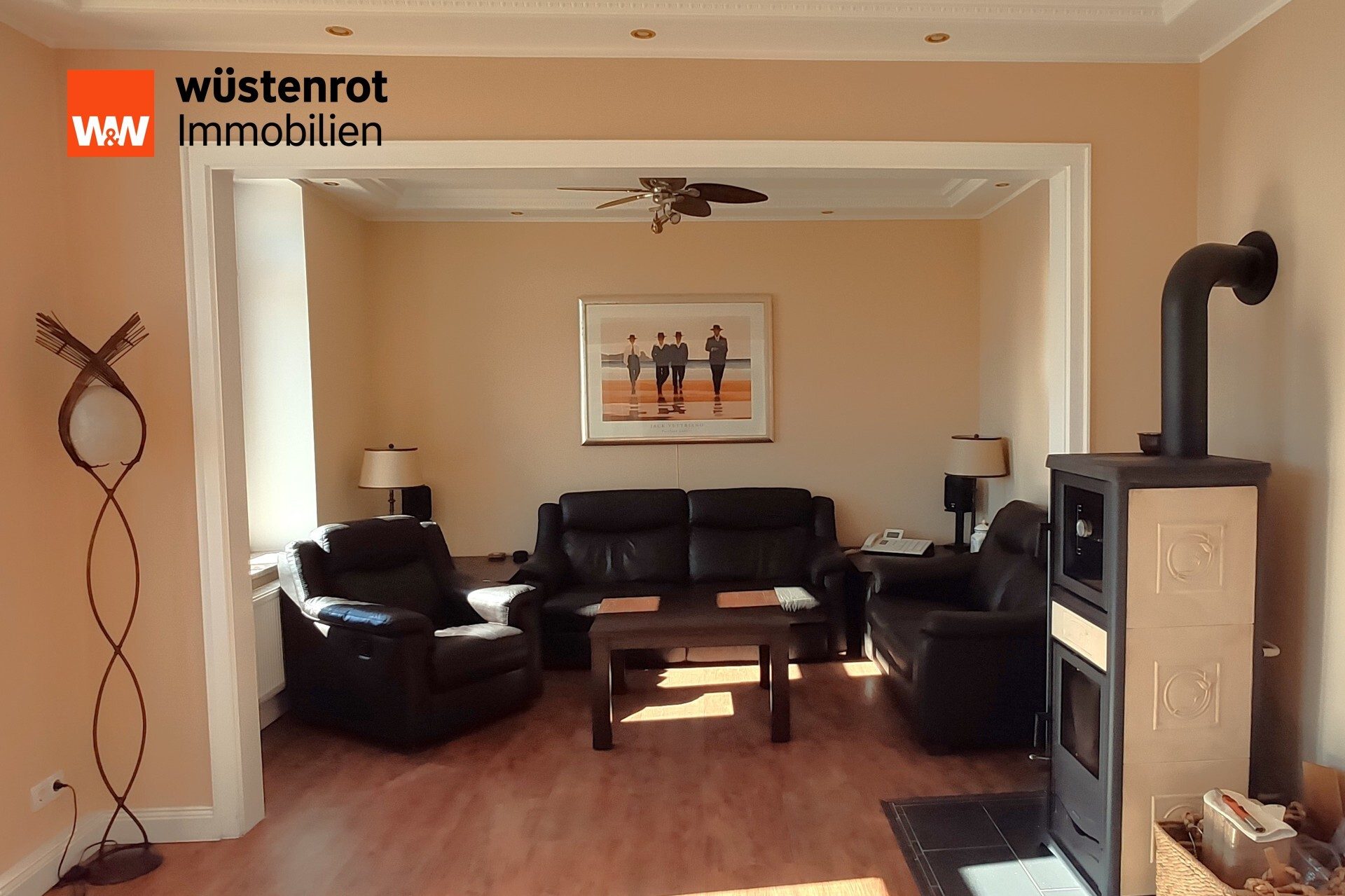 Immobilienangebot - Süsel - Alle - Repräsentative Villa mit vielseitigen Nutzungsmöglichkeiten in Ostseenähe - 365 qm, 13 Zimmer - Große Familie - Generationswohnen - Wohnen & Arbeiten - Einliegerwohnung