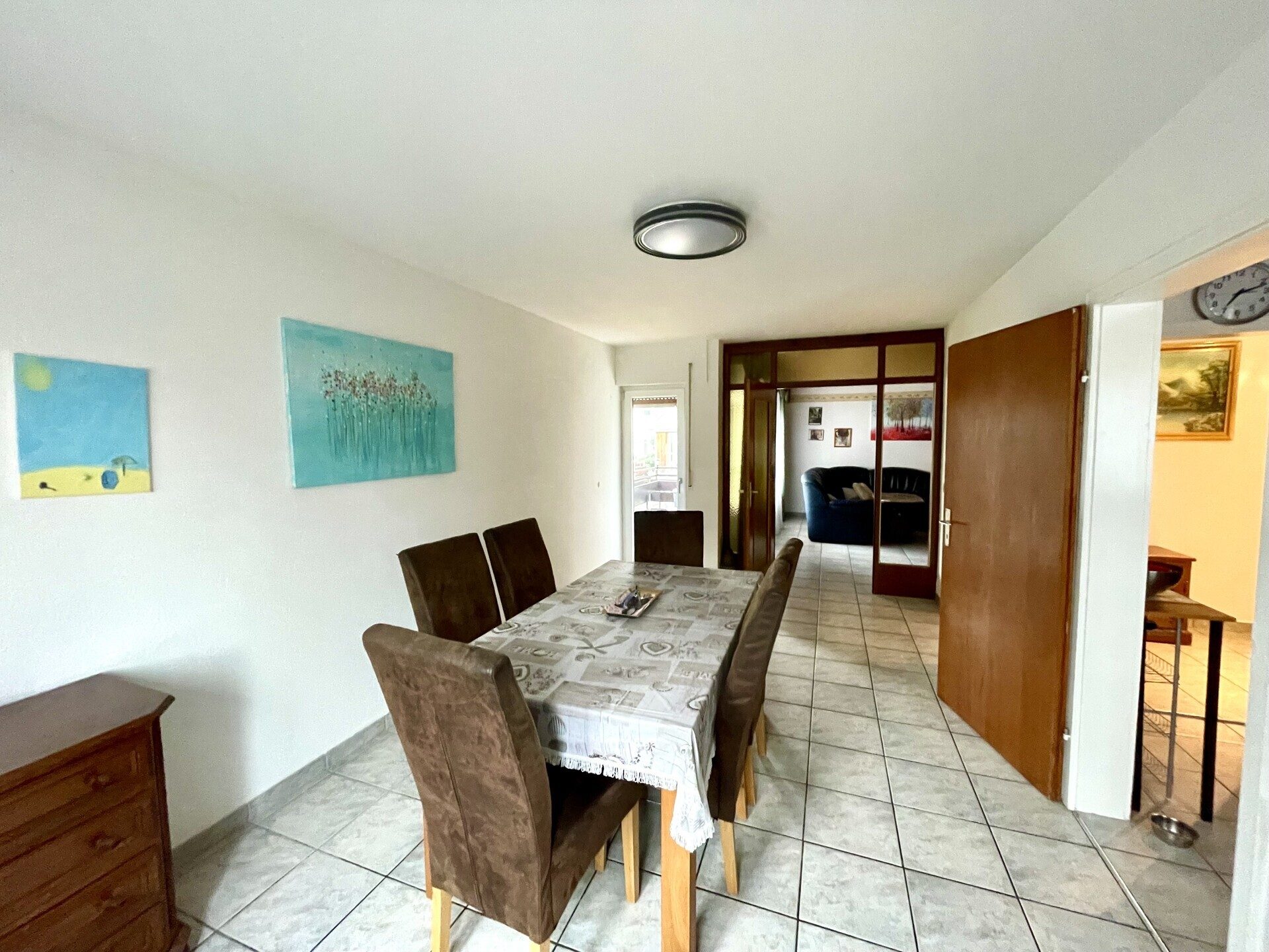 Immobilienangebot - Bühl / Altschweier - Alle - *GERÄUMIGE 4,5 ZIMMER ERDGESCHOSSWOHNUNG MIT GARAGE: Helle Räume, 2 Balkone, Garage, Gartennutzung*