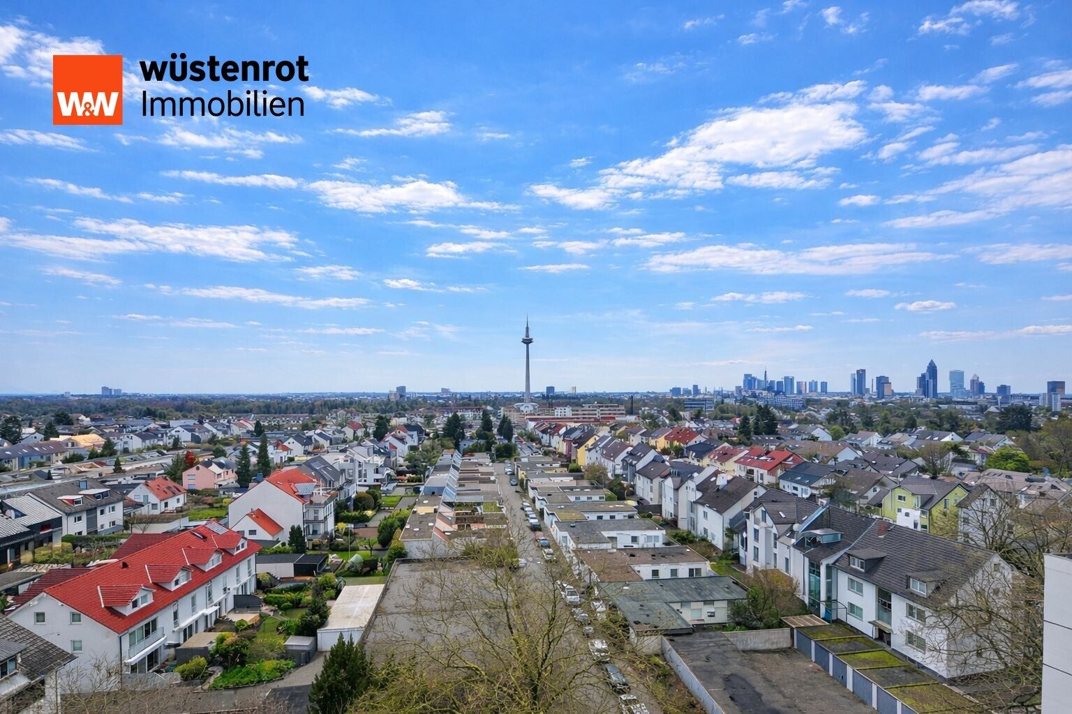 Immobilienangebot - Frankfurt am Main / Hausen - Alle - Viel Platz für die Familie: 4-Zimmer-Wohnung mit Balkon und Aufzug