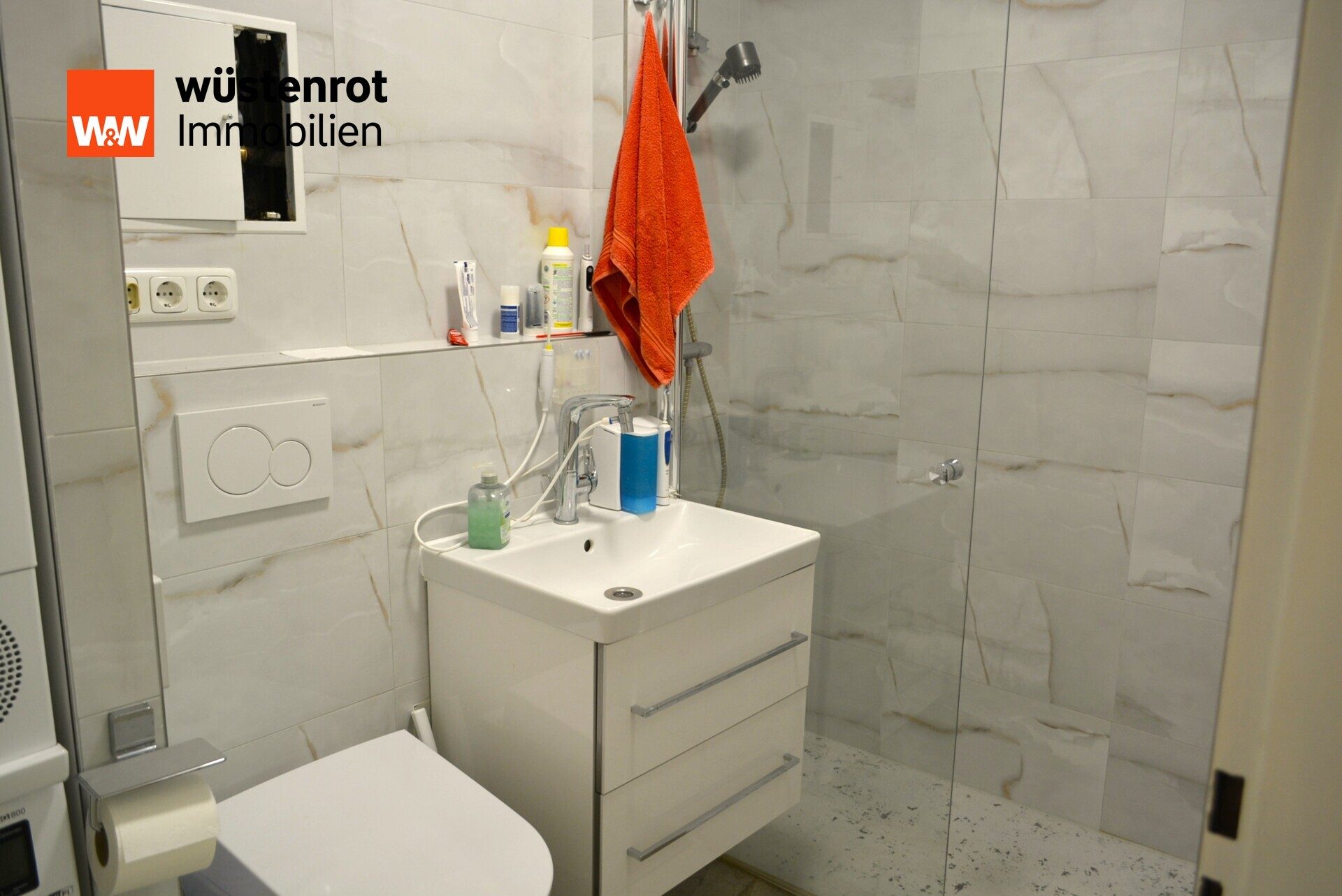 Immobilienangebot - Berlin / Marienfelde - Alle - Top gepflegte 4-Zimmer-Wohnung mit Balkon, Erbpacht