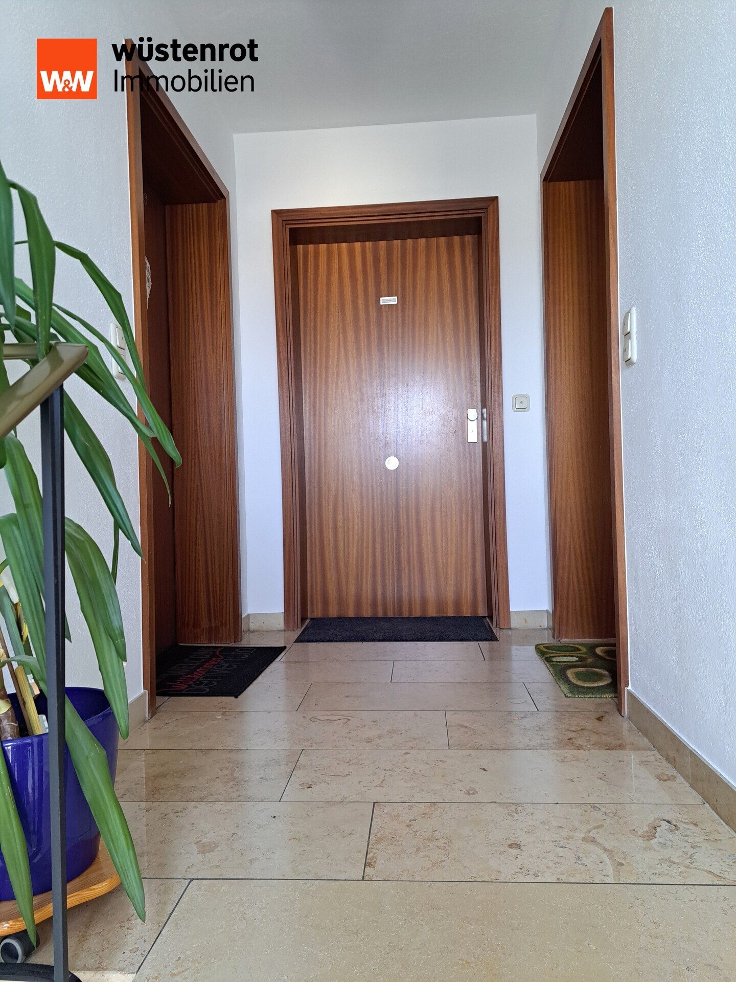 Immobilienangebot - Neufahrn - Alle - Helle, gut geschnittene 3-Zi.-Maisonette-Wohnung mit Balkon