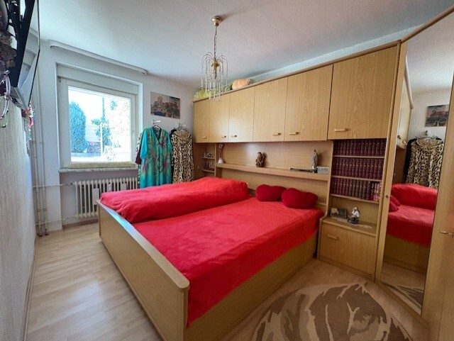 Immobilienangebot - Pforzheim / Eutingen an der Enz - Alle - Vermietetes 3- Familienhaus in Pforzheim-Eutingen!