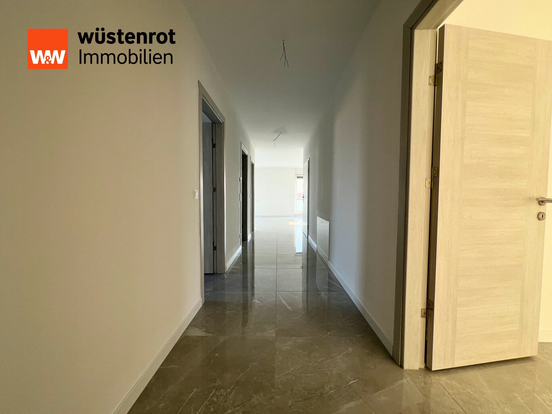 Immobilienangebot - Alzey - Alle - Erstbezug: Helles Penthouse mit privatem Treppenhaus, XL-Dachterrasse und Stellplatz...