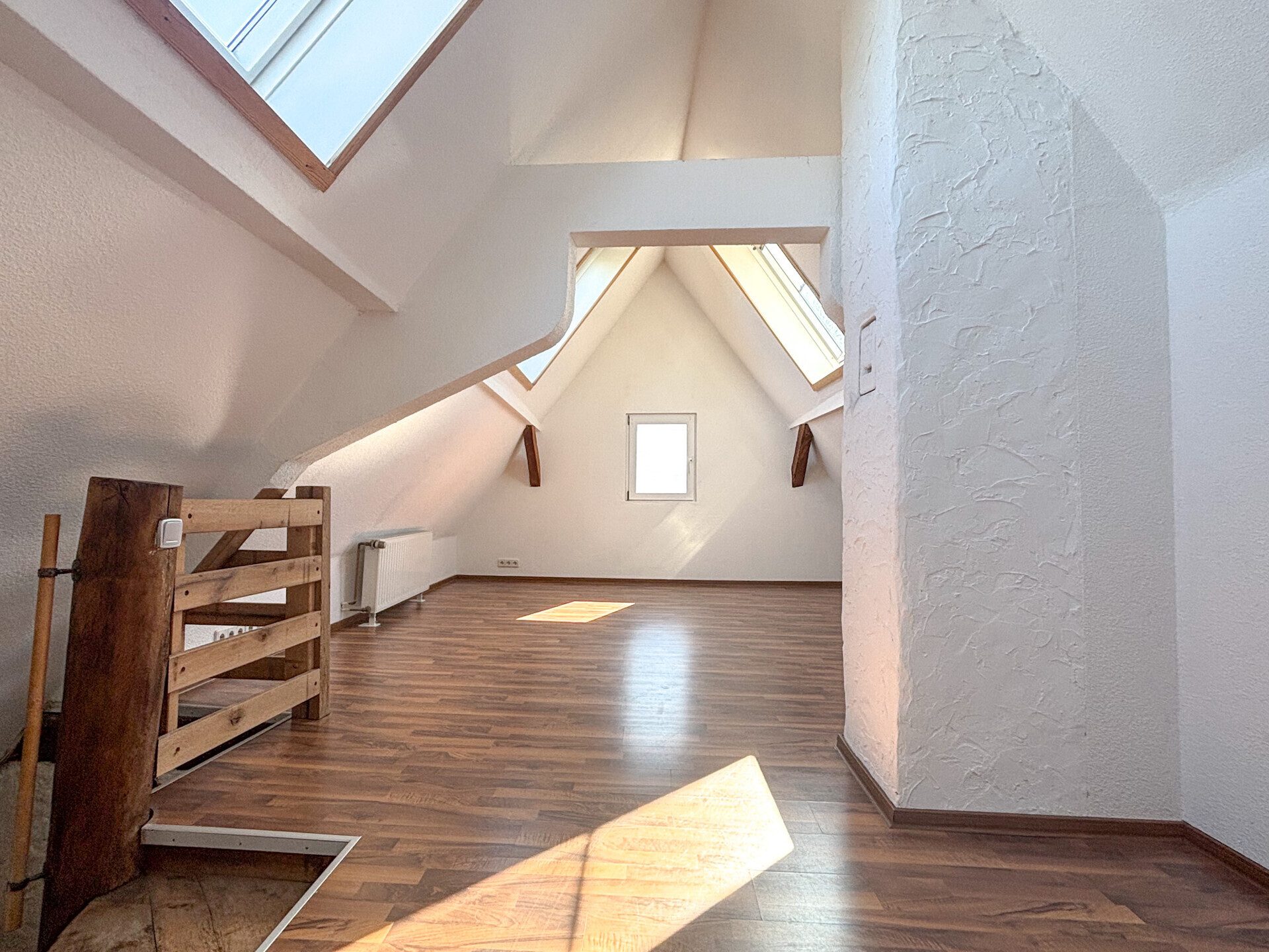 Immobilienangebot - Koblenz / Immendorf - Alle - Gemütliches Fachwerkhaus mit Kaminofen & lichtdurchflutetem Dachgeschoss in Koblenz-Immendorf