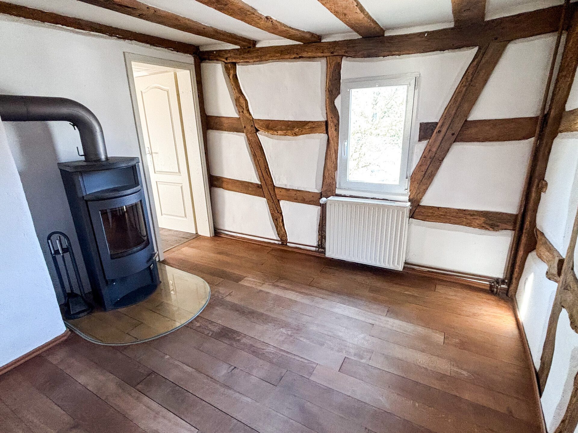 Immobilienangebot - Koblenz / Immendorf - Alle - Gemütliches Fachwerkhaus mit Kaminofen & lichtdurchflutetem Dachgeschoss in Koblenz-Immendorf