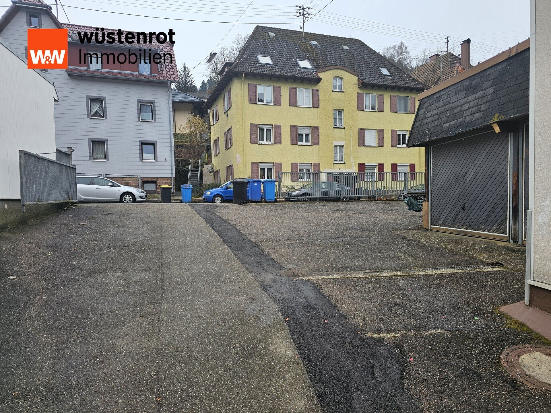 Immobilienangebot - Schramberg - Alle - Zimmervermietung, bis zu 15 Personen, Monteur-/Handwerker-/Pendlerzimmer in 1A Lage von Schramberg!