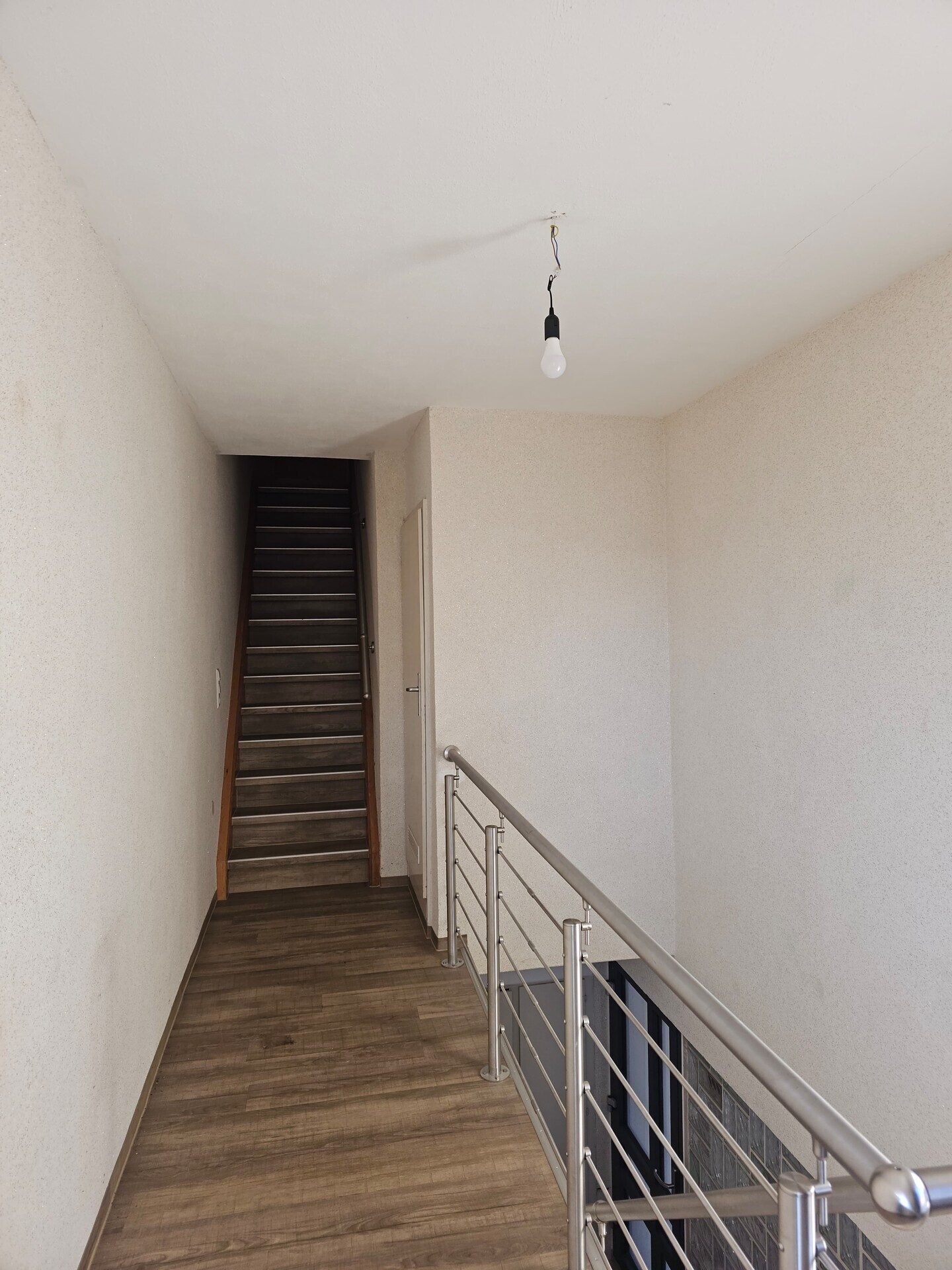 Immobilienangebot - Rottweil - Alle - Geniale Halbloftwohnung.
Zweieinhalbzimmer auf 85m² in 1A - Lage von Rottweils Innendstadt