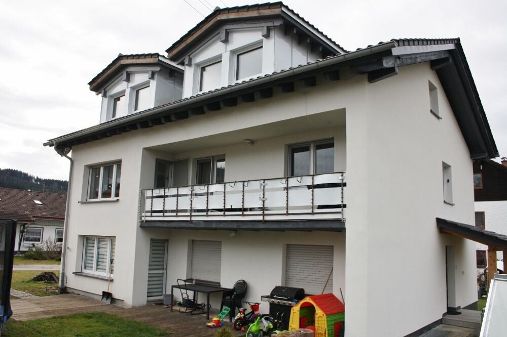 Immobilienangebot - Weitnau / Kleinweiler - Alle - 2 - Familienhaus mit 3 Einzelgaragen in Weitnau / Kleinweiler