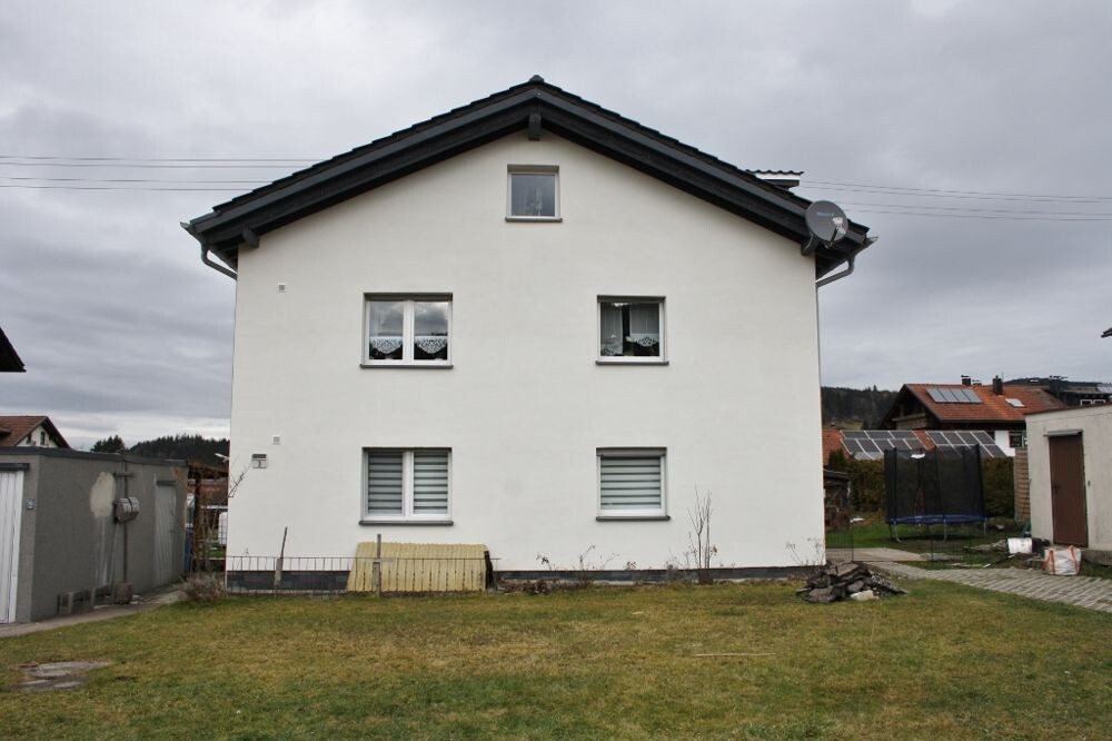 Immobilienangebot - Weitnau / Kleinweiler - Alle - 2 - Familienhaus mit 3 Einzelgaragen in Weitnau / Kleinweiler