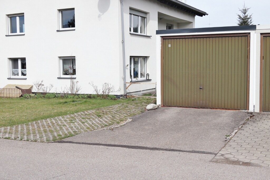 Immobilienangebot - Weitnau / Kleinweiler - Alle - 2 - Familienhaus mit 3 Einzelgaragen in Weitnau / Kleinweiler