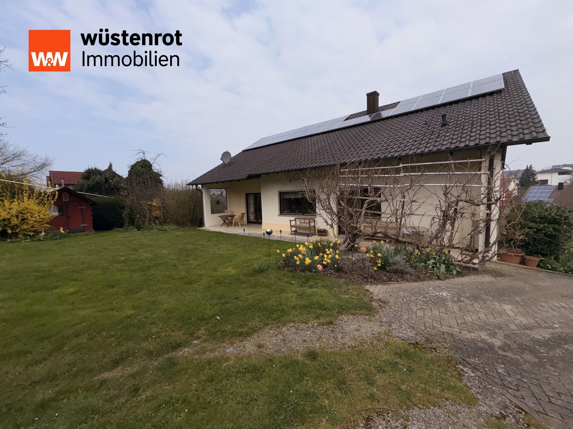 Immobilienangebot - Oberderdingen / Großvillars - Alle - Großzügiges Anwesen mit beeindruckendem Wohnhaus und weitläufiger Scheune