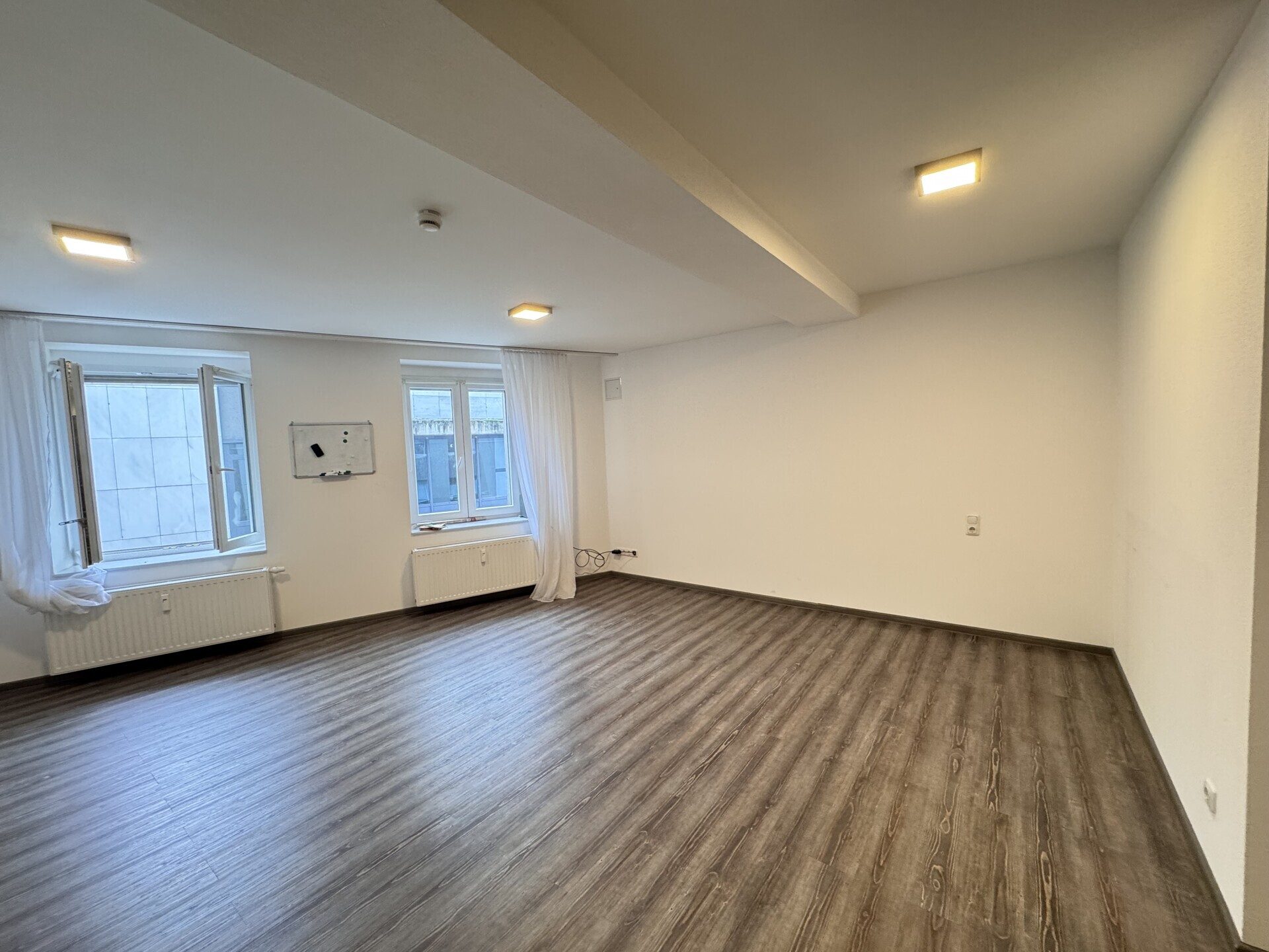 Immobilienangebot - Siegen - Alle - Siegen Oberstadt, hochwertige Ausstattung, inkl. Küche