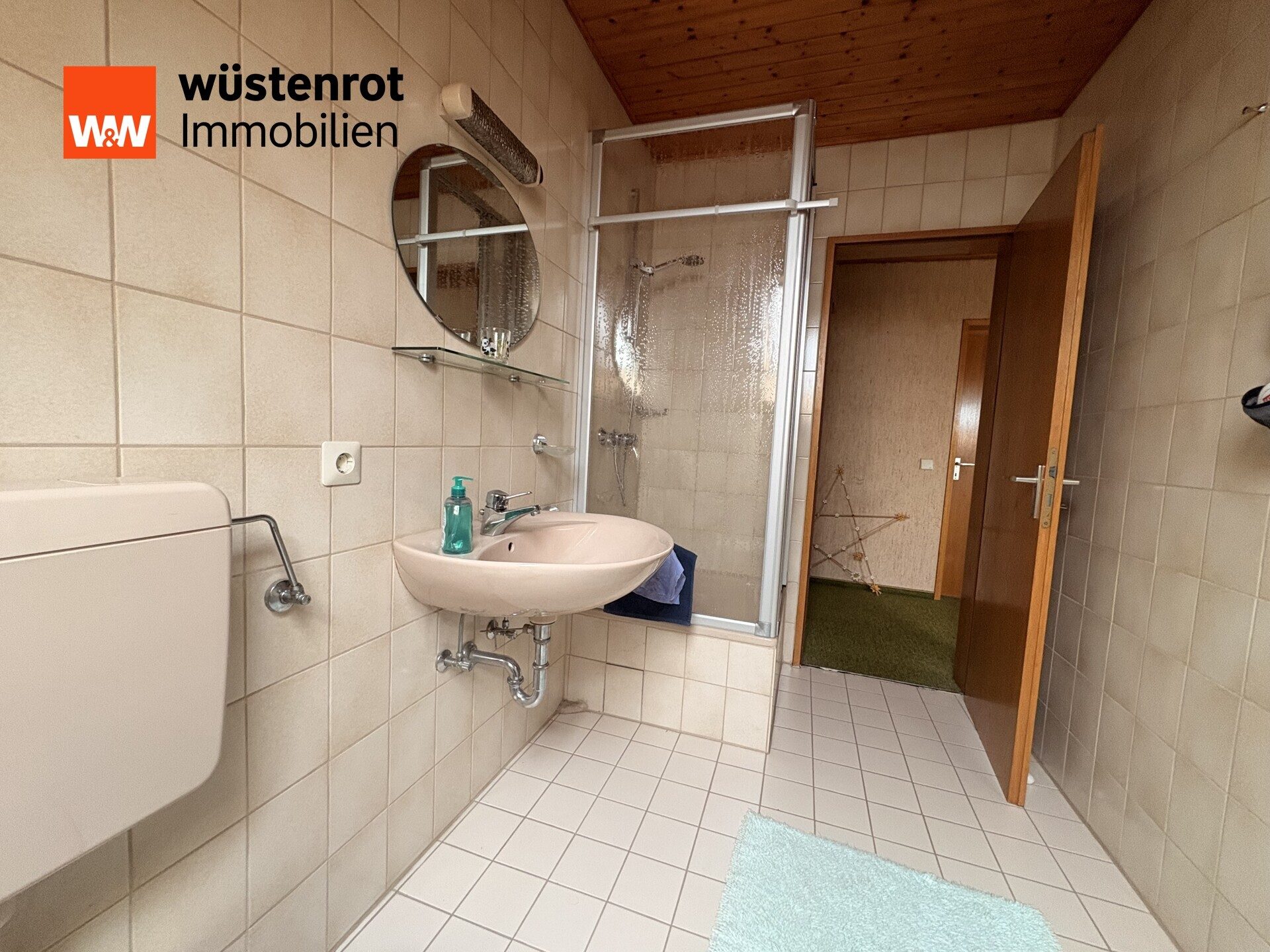 Immobilienangebot - Oberderdingen / Großvillars - Alle - Großzügiges Anwesen mit Wohnhaus, Scheune und viel Entwicklungspotenzial auf 2.521 m² Grundstück