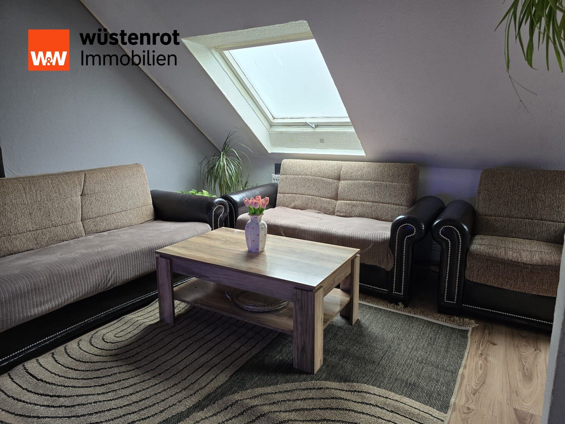 Immobilienangebot - Pforzheim - Alle - Großzügige 3-Zimmer-Wohnung – Modernisiert & Lichtdurchflutet – Vermietet
