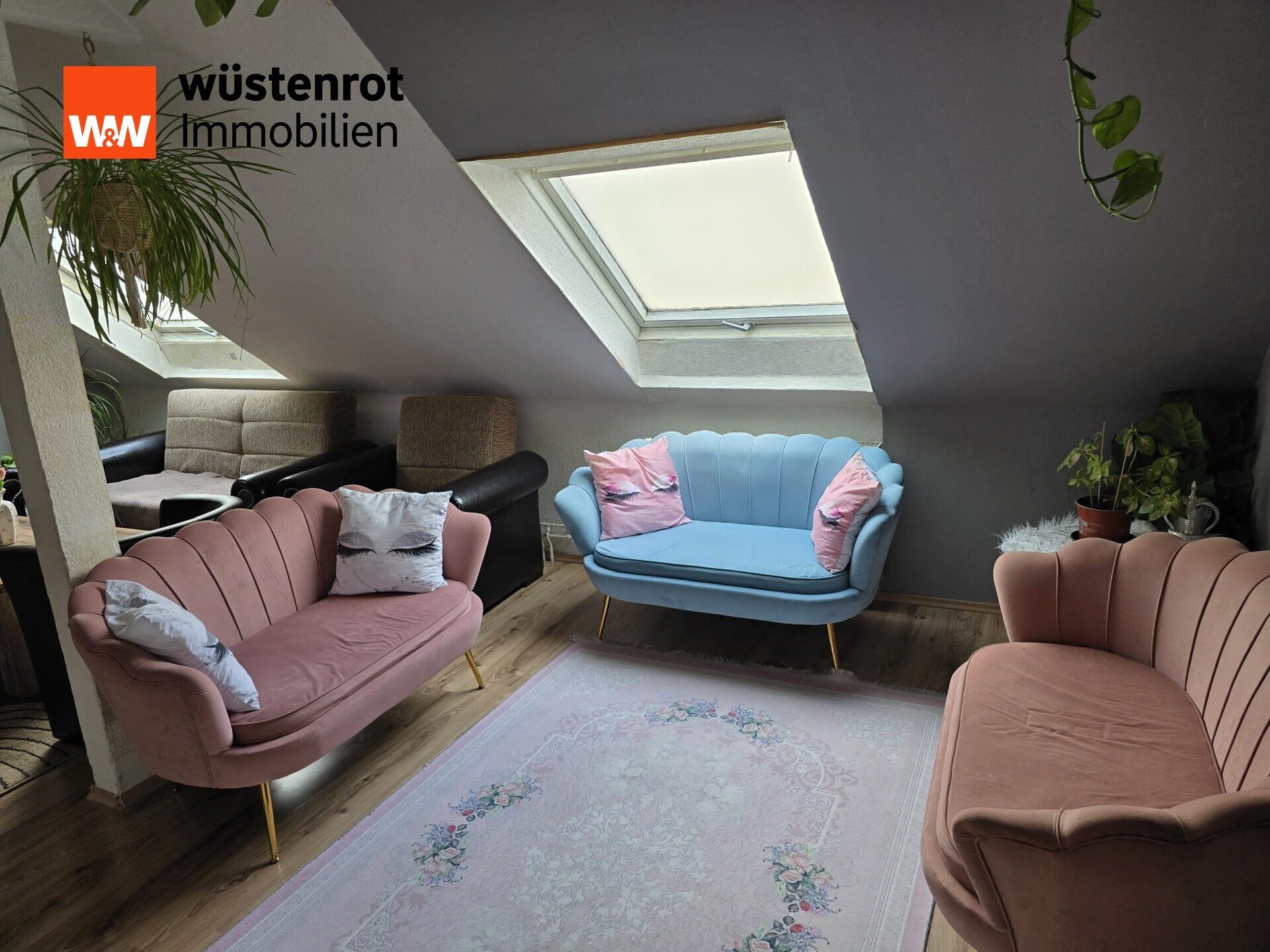 Immobilienangebot - Pforzheim - Alle - Großzügige 3-Zimmer-Wohnung – Modernisiert & Lichtdurchflutet – Vermietet
