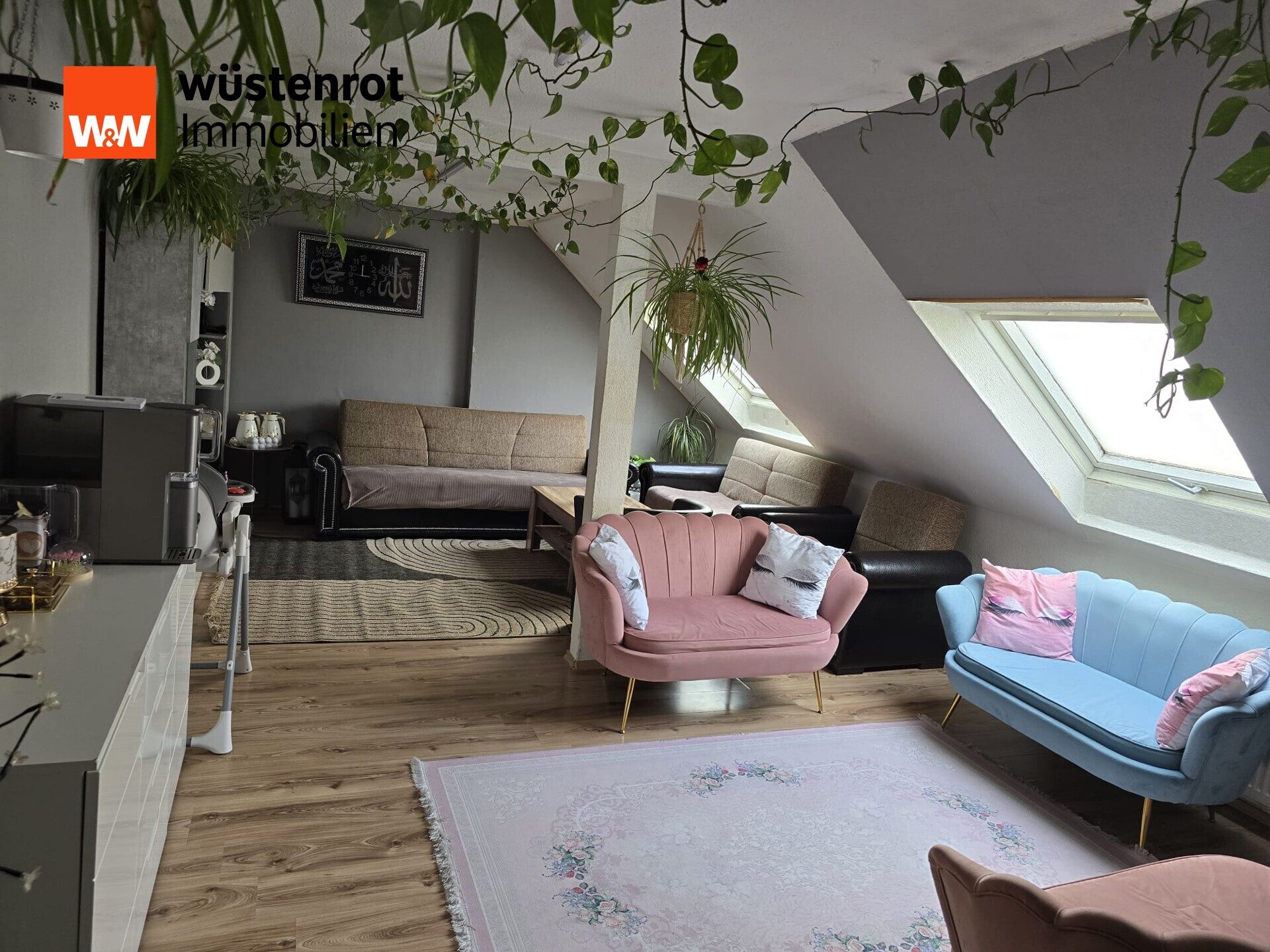 Immobilienangebot - Pforzheim - Alle - Großzügige 3-Zimmer-Wohnung – Modernisiert & Lichtdurchflutet – Vermietet