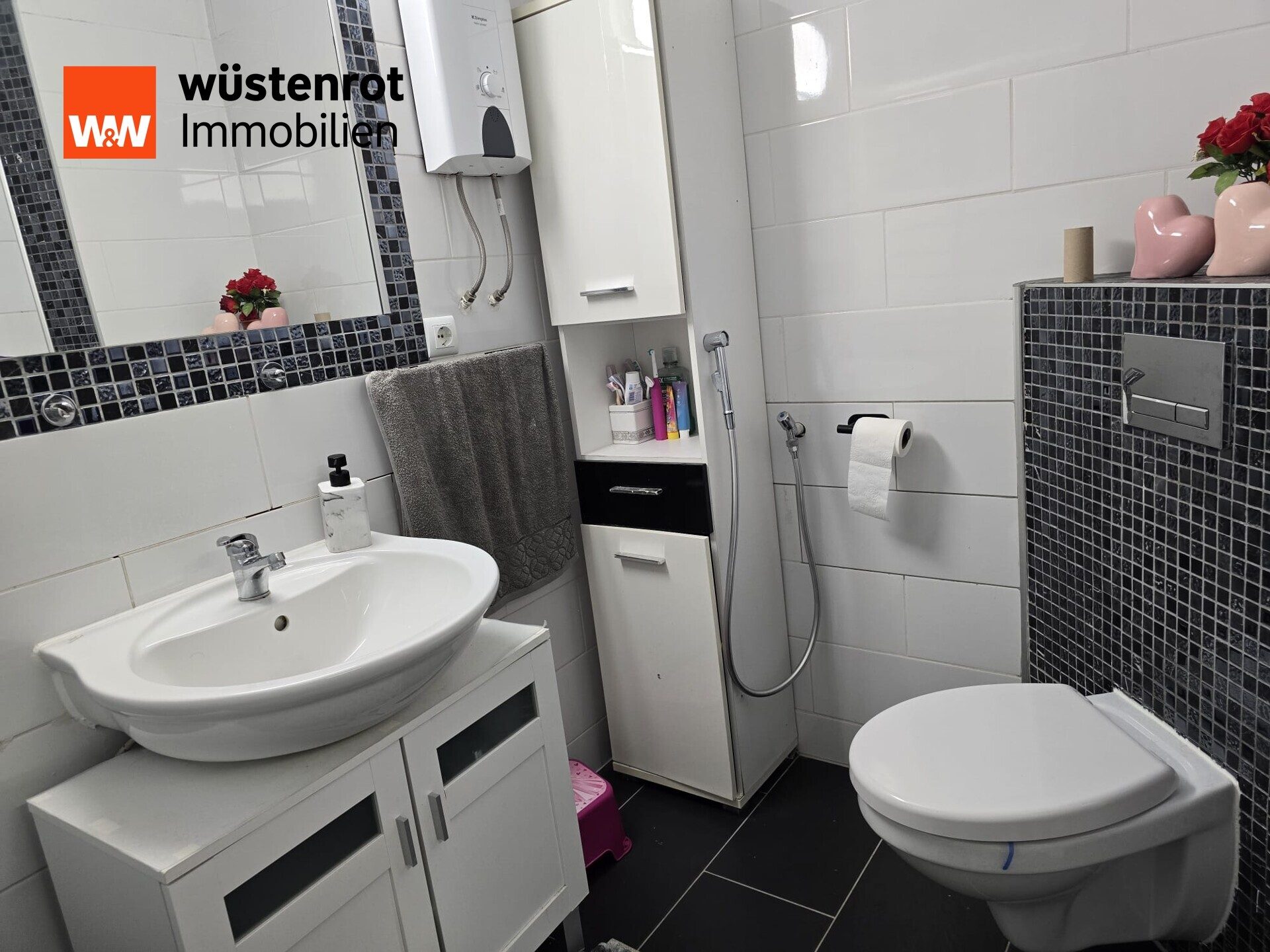 Immobilienangebot - Pforzheim - Alle - Großzügige 3-Zimmer-Wohnung – Modernisiert & Lichtdurchflutet – Vermietet