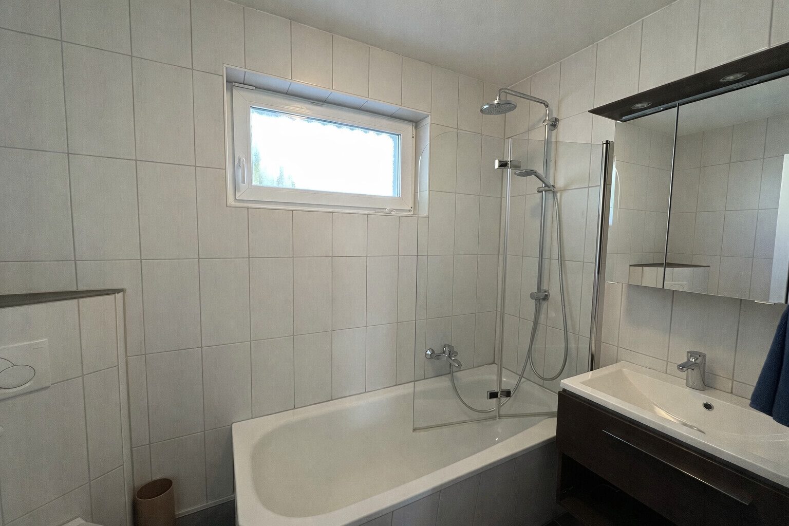 Immobilienangebot - Reutlingen - Alle - Attraktives Einfamilienhaus mit ca. 130 m² Gesamtfläche und viel Privatsphäre
