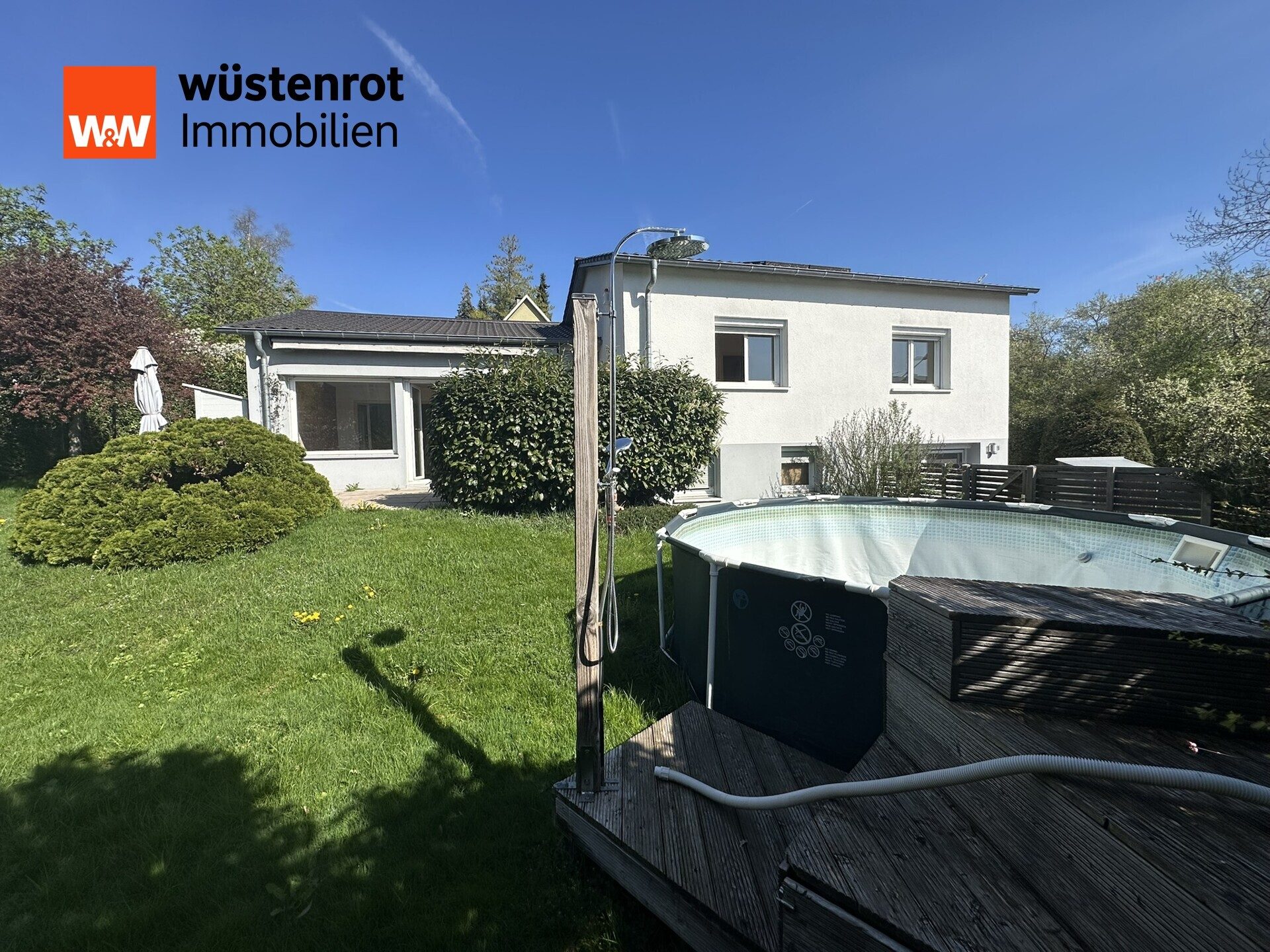 Immobilienangebot - Reutlingen - Alle - Attraktives Einfamilienhaus mit ca. 130 m² Gesamtfläche und viel Privatsphäre