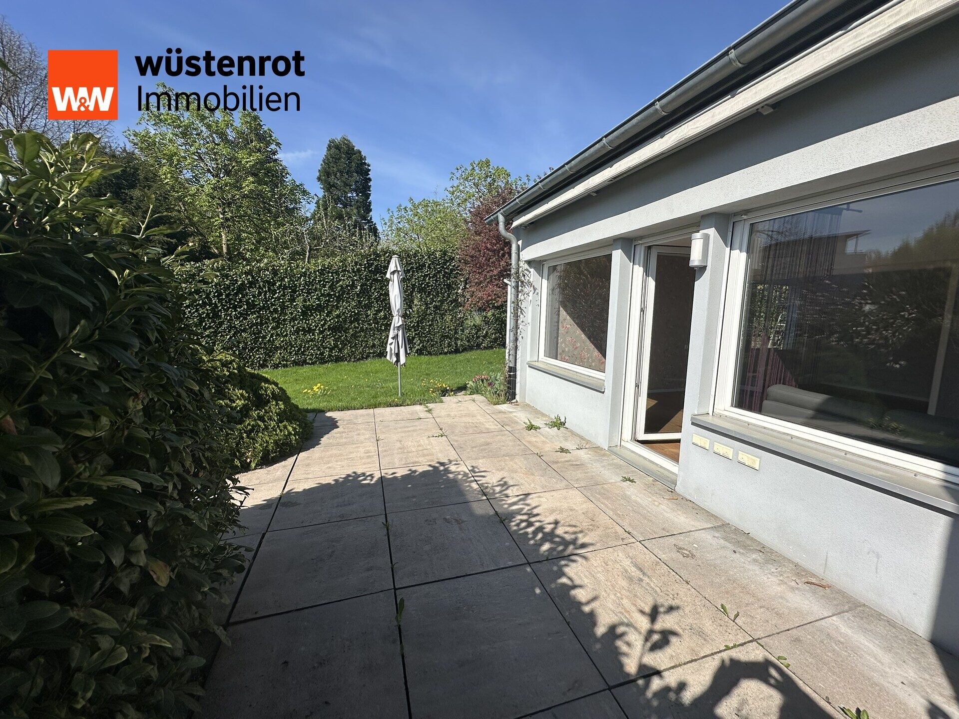 Immobilienangebot - Reutlingen - Alle - Attraktives Einfamilienhaus mit ca. 130 m² Gesamtfläche und viel Privatsphäre