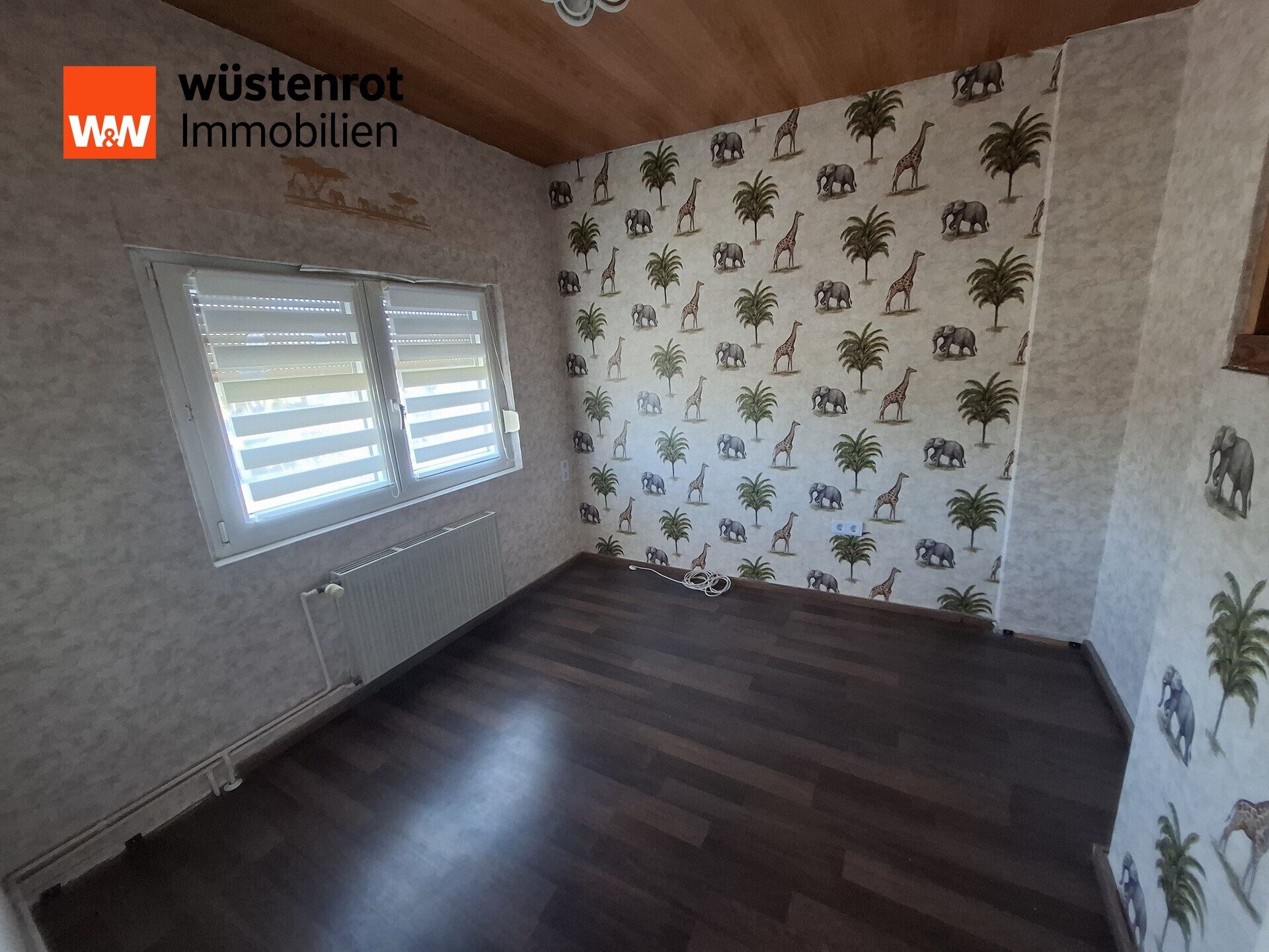 Immobilienangebot - Berlin - Alle - *Charmantes Reihenhaus für die kleine Familie auf ca. 100qm Wohnnutzfläche vollunterkellert*