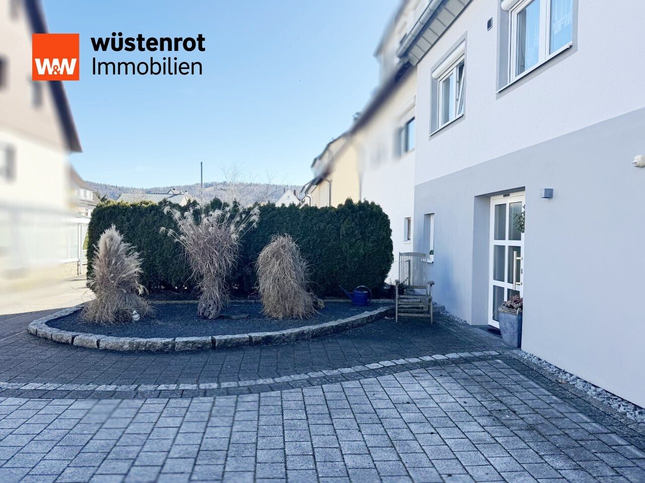 Immobilienangebot - Aalen / Hofherrnweiler - Alle - Zeitlose Eleganz trifft auf modernes Wohnidyll – Ihr neues Refugium in Aalen-Hofherrnweiler