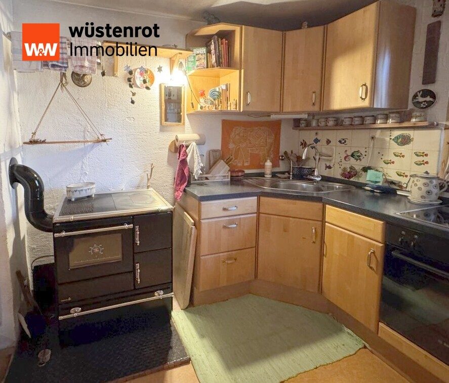 Immobilienangebot - Bopfingen / Oberdorf am Ipf - Alle - Natürliches Wohngefühl: Gepflegte 6-Zimmer-Doppelhaushälfte und Anbau in Bopfingen am Ipf