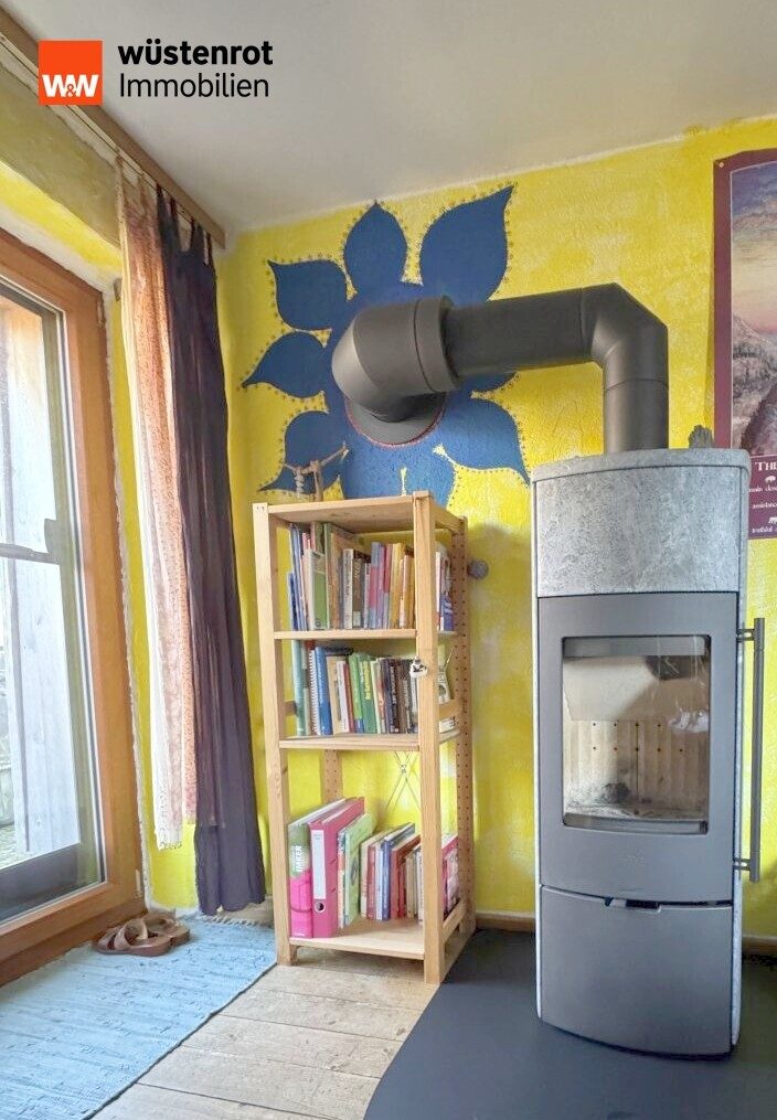 Immobilienangebot - Bopfingen / Oberdorf am Ipf - Alle - Natürliches Wohngefühl: Gepflegte 6-Zimmer-Doppelhaushälfte und Anbau in Bopfingen am Ipf
