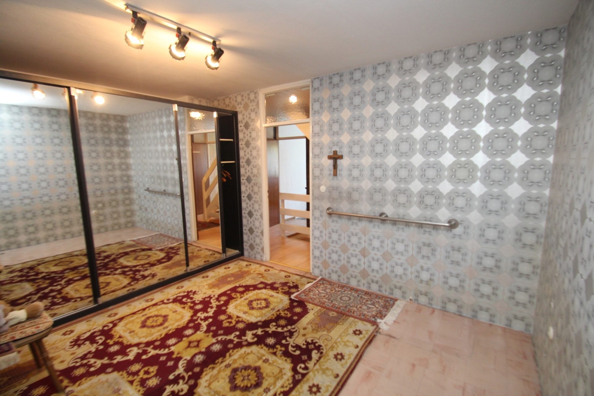 Immobilienangebot - Lohmar - Alle - Mit 3D: Reihenhaus mit Terrasse & viel Potenzial – 
Ihr neues Zuhause wartet!