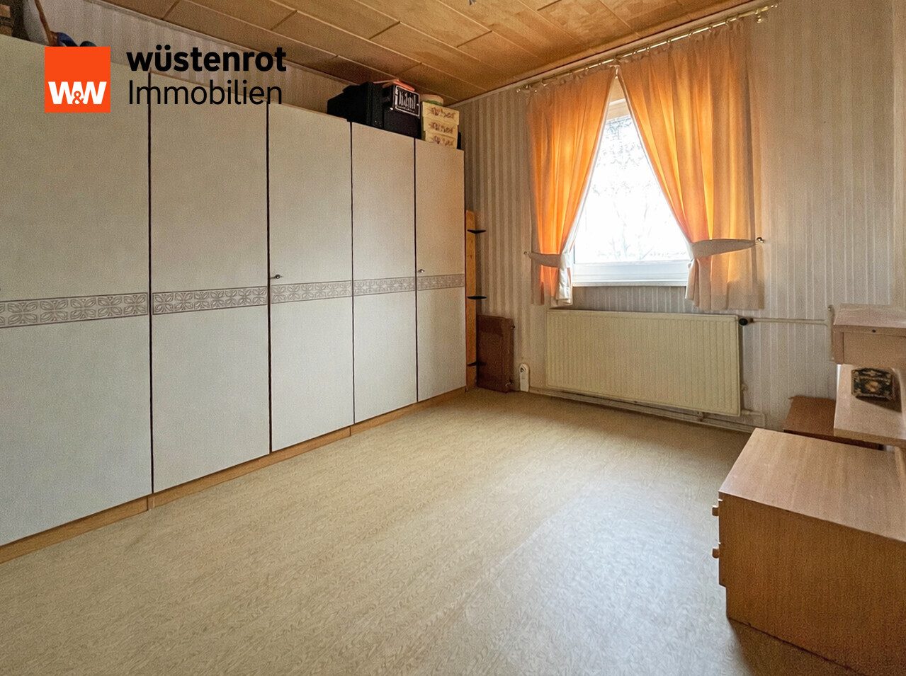 Immobilienangebot - Neubrandenburg - Alle - GROSSZÜGIGES WOHNEN AUF EINER EBENE MIT GROSSER SONNENTERRASSE + VIEL PLATZ IM UNTERGESCHOSS