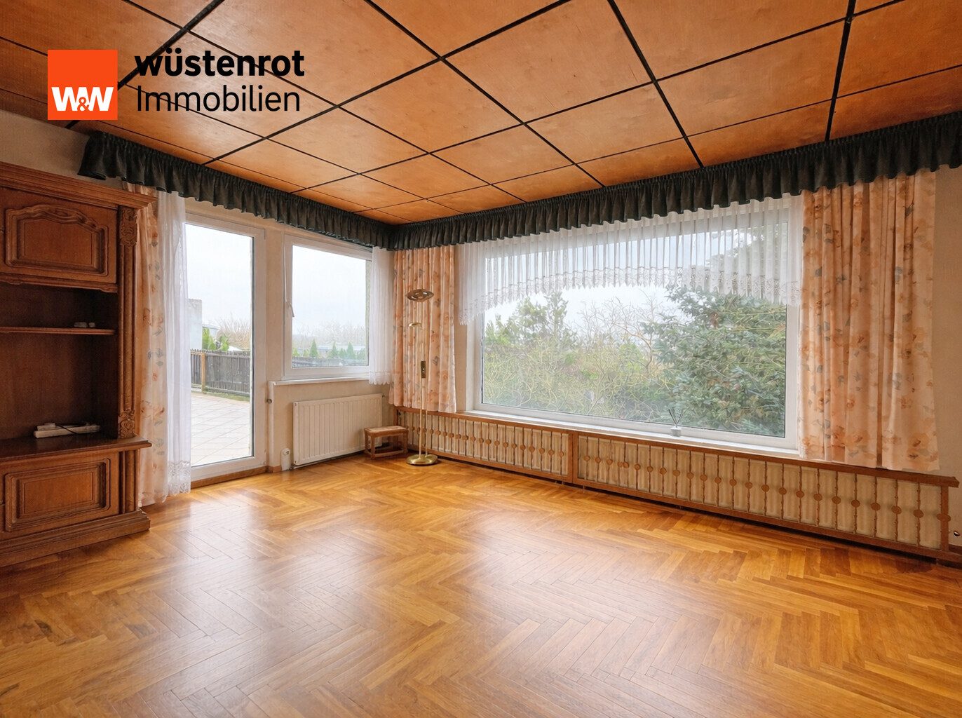 Immobilienangebot - Neubrandenburg - Alle - GROSSZÜGIGES WOHNEN AUF EINER EBENE MIT GROSSER SONNENTERRASSE + VIEL PLATZ IM UNTERGESCHOSS