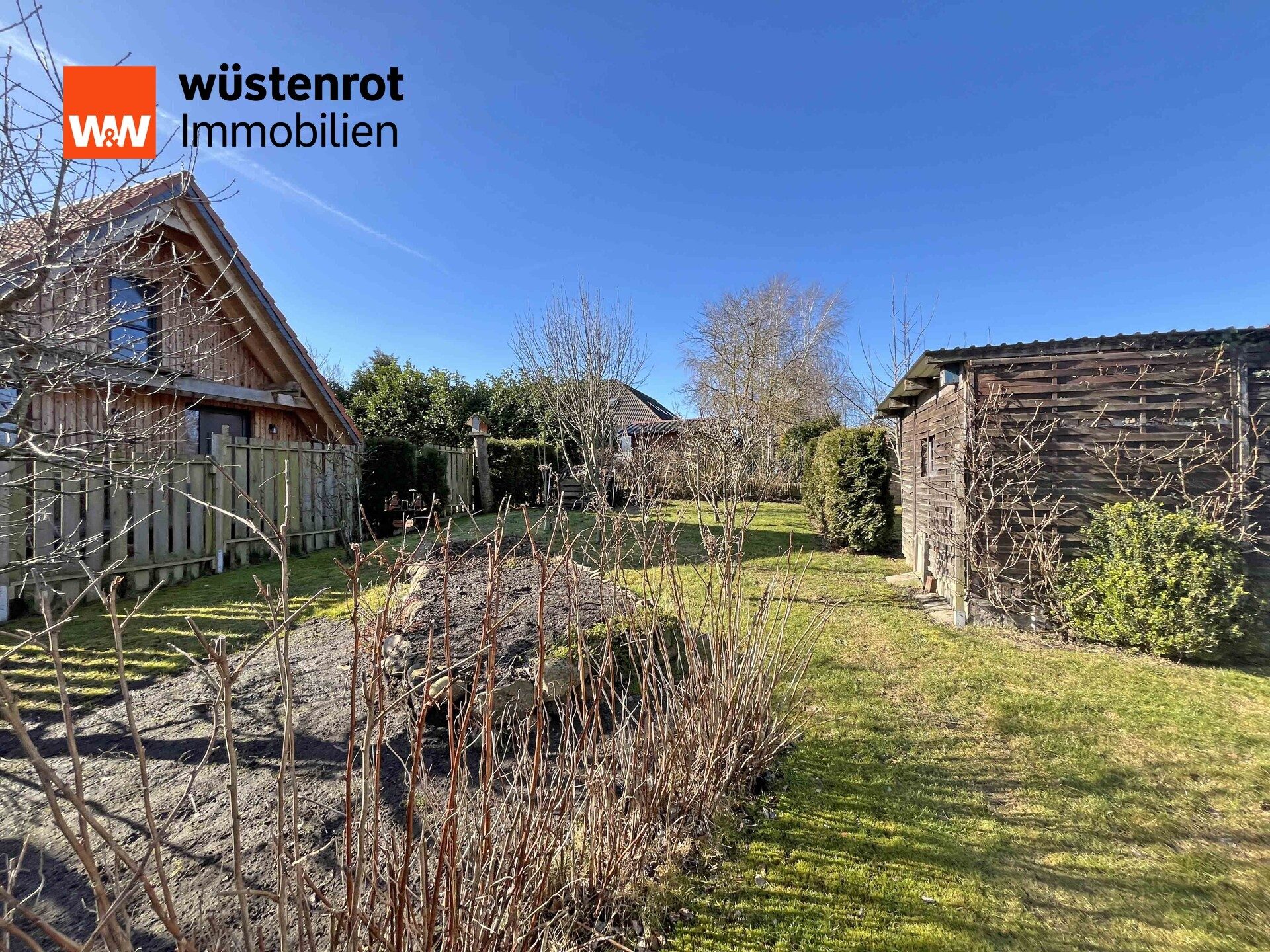 Immobilienangebot - Karlsburg - Alle - TOP MODERNISIERTE HAUSHÄLFTE MIT PHOTOVOLTAIKANLAGE + KAMINOFEN + EINBAUKÜCHE AUF GROSSEM GRUNDSTÜCK