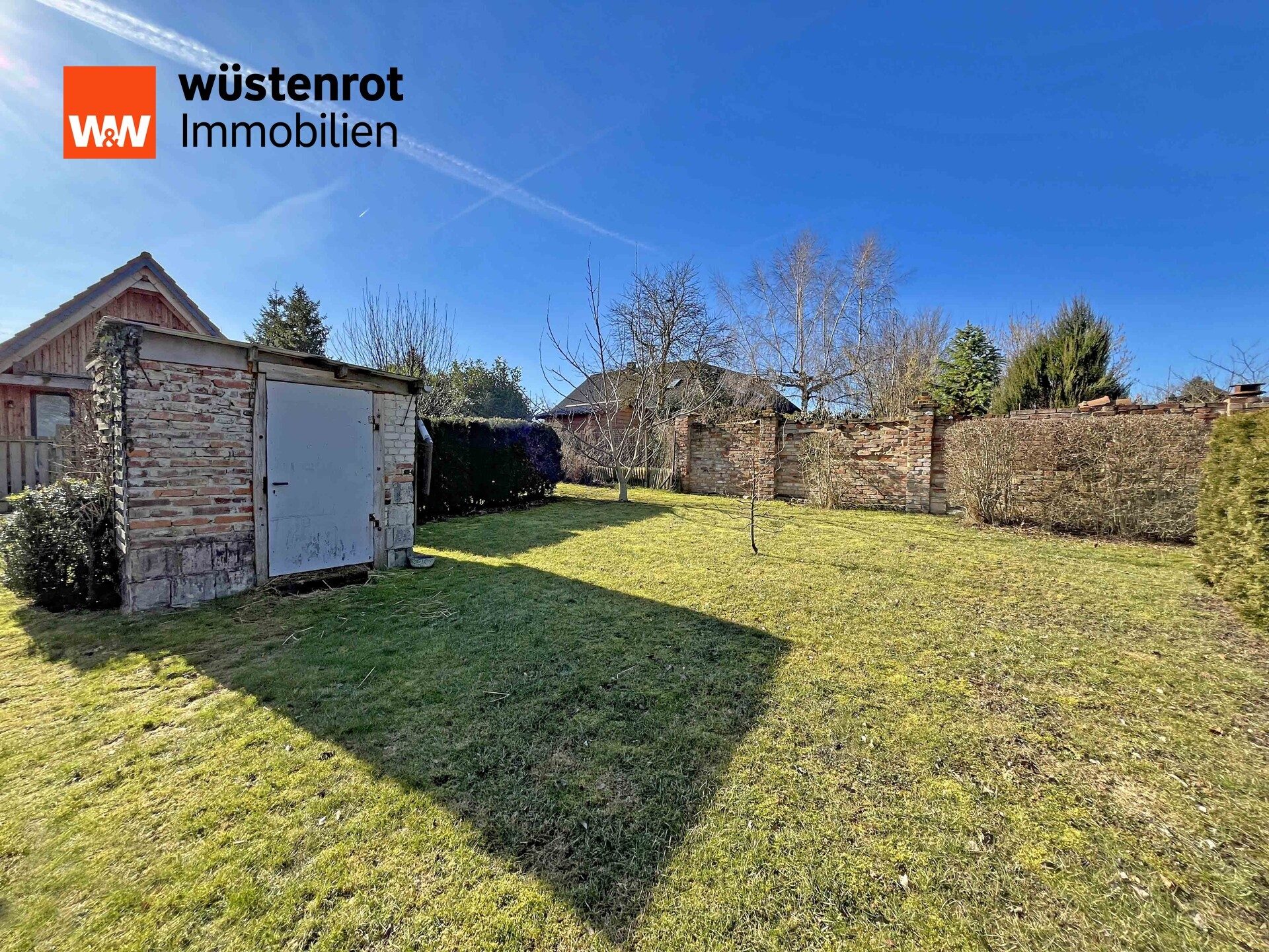 Immobilienangebot - Karlsburg - Alle - TOP MODERNISIERTE HAUSHÄLFTE MIT PHOTOVOLTAIKANLAGE + KAMINOFEN + EINBAUKÜCHE AUF GROSSEM GRUNDSTÜCK