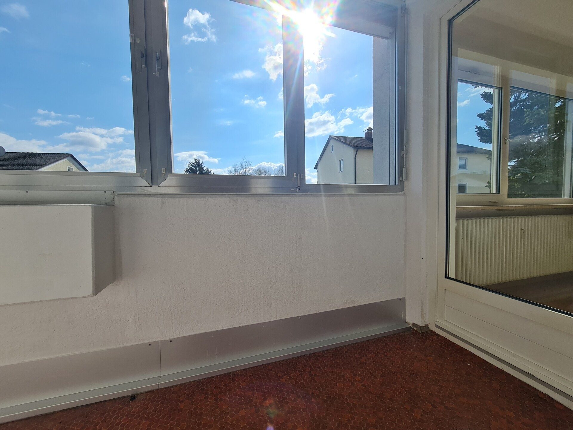 Immobilienangebot - Neuhaus am Inn - Alle - Traumhafte 2-Zi-EG-Wohnung - perfekter Schnitt, sonnig, hell und komplett renoviert - top Chance !