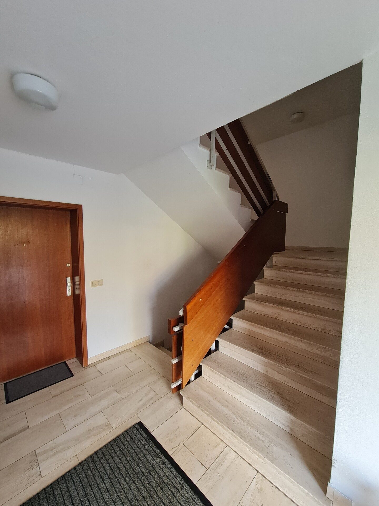 Immobilienangebot - Neuhaus am Inn - Alle - Traumhafte 2-Zi-EG-Wohnung - perfekter Schnitt, sonnig, hell und komplett renoviert - top Chance !