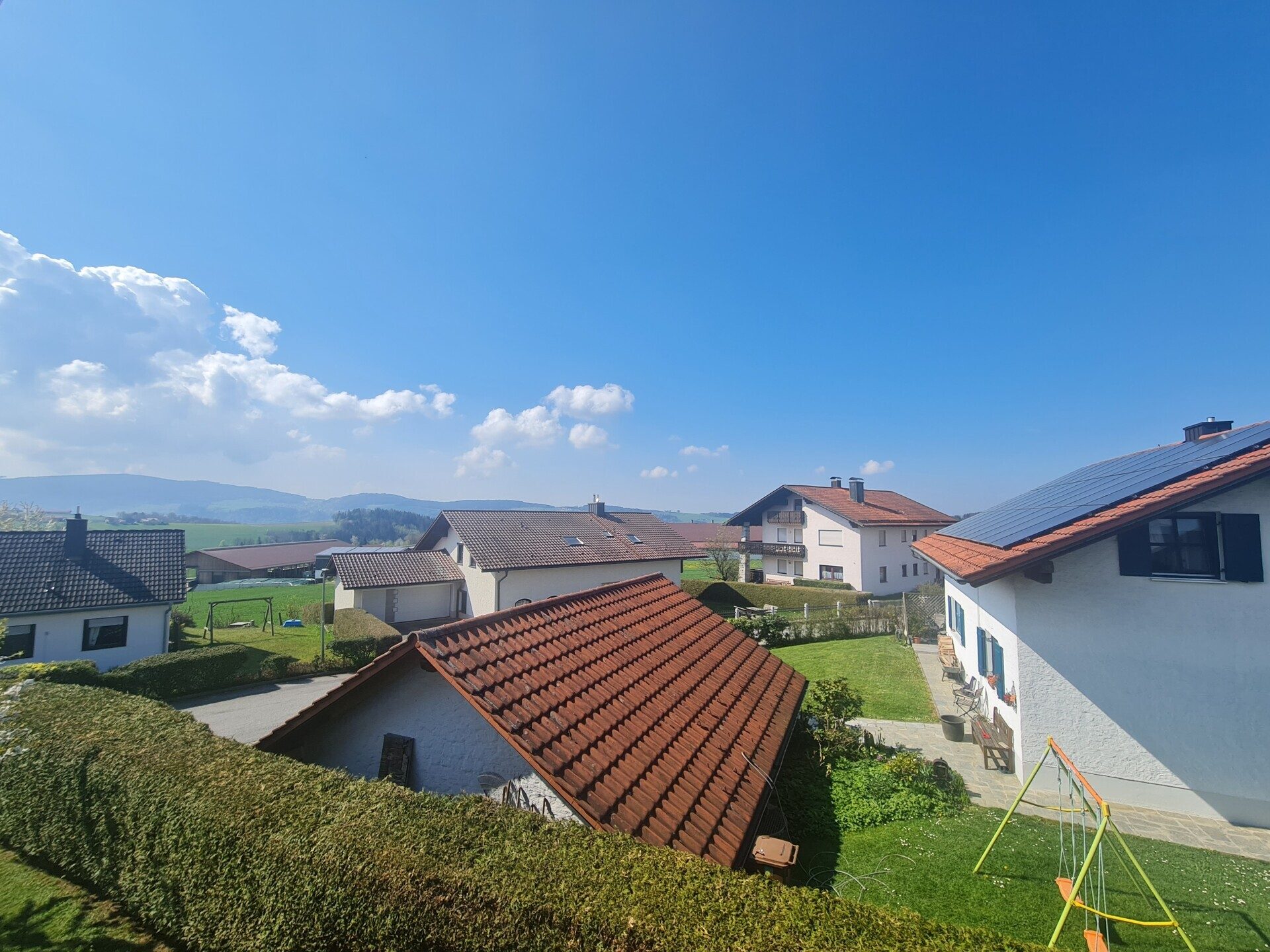 Immobilienangebot - Untergriesbach - Alle - Zuhause für`s Herz!
Wohn(t)raum in toller, sonniger Lage. Mega Garten und alles bestens gepflegt.