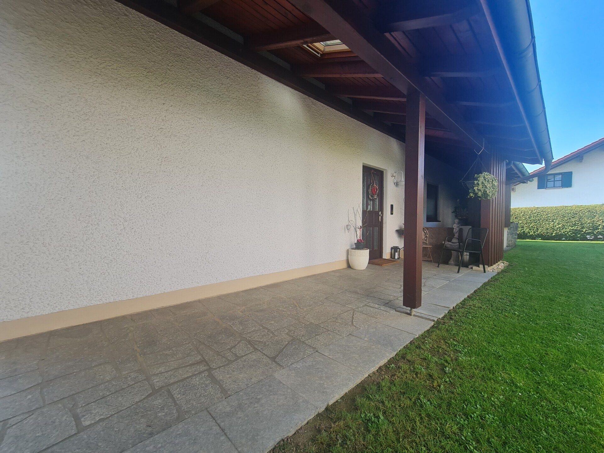 Immobilienangebot - Untergriesbach - Alle - Zuhause für`s Herz!
Wohn(t)raum in toller, sonniger Lage. Mega Garten und alles bestens gepflegt.
