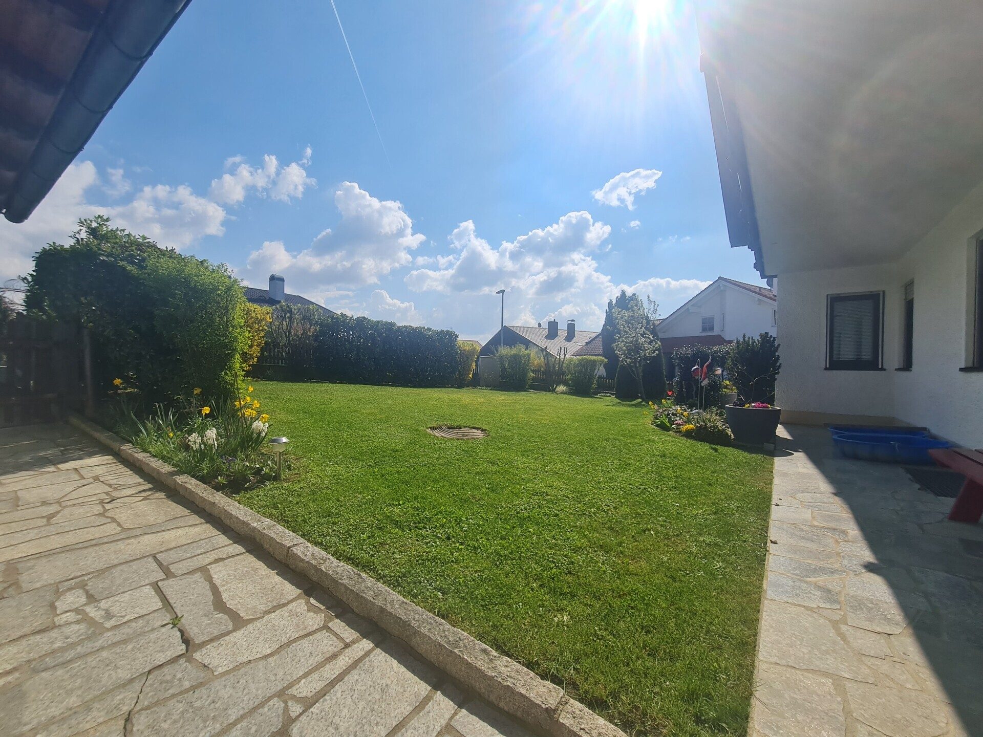 Immobilienangebot - Untergriesbach - Alle - Zuhause für`s Herz!
Wohn(t)raum in toller, sonniger Lage. Mega Garten und alles bestens gepflegt.