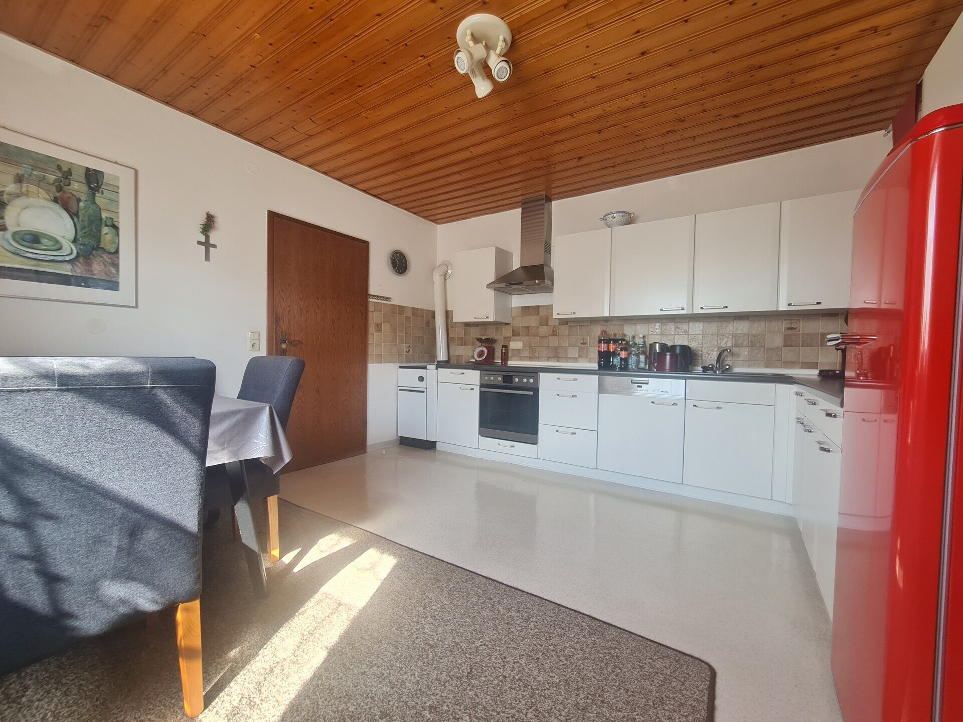 Immobilienangebot - Untergriesbach - Alle - Zuhause für`s Herz!
Wohn(t)raum in toller, sonniger Lage. Mega Garten und alles bestens gepflegt.