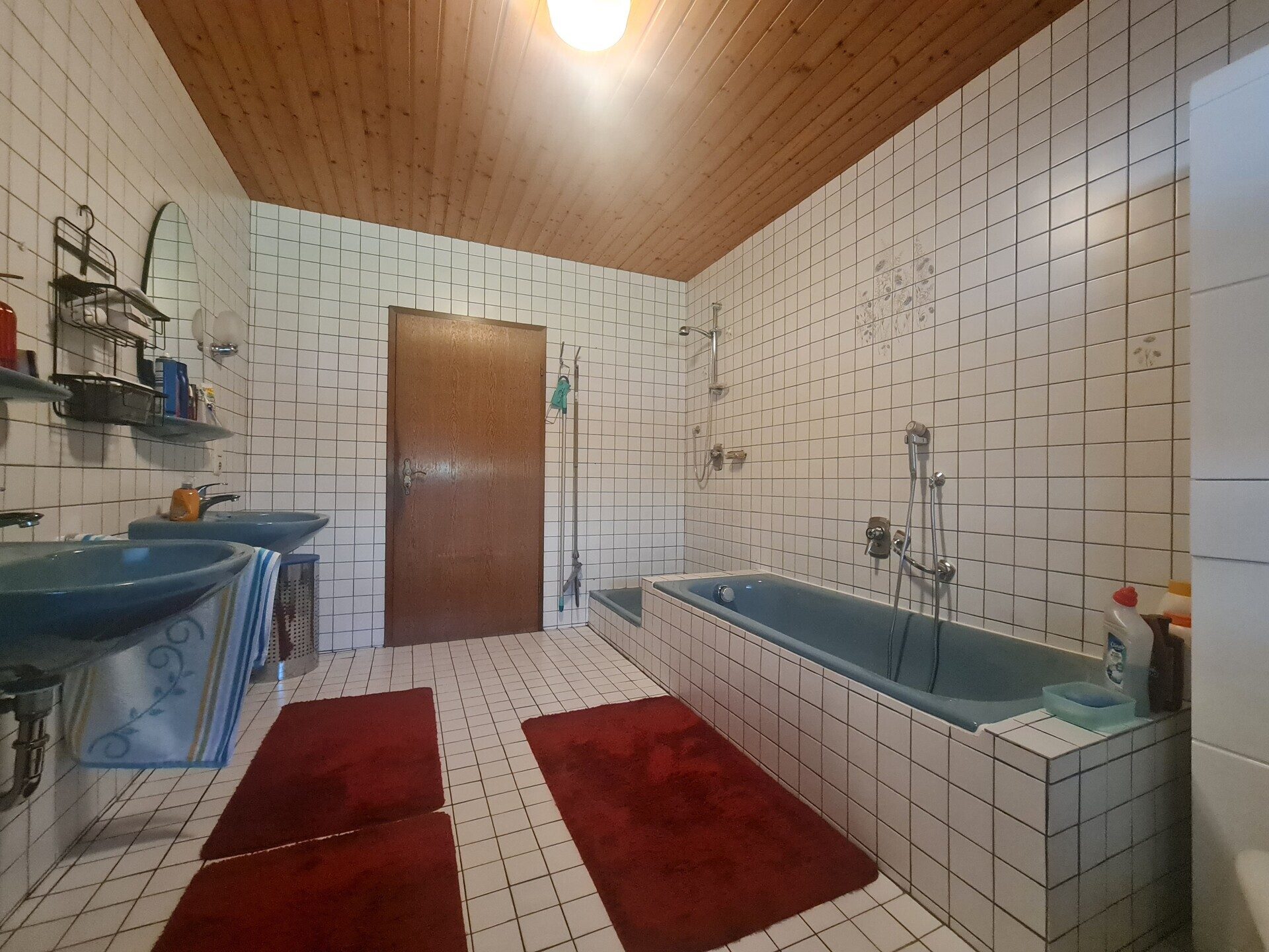 Immobilienangebot - Untergriesbach - Alle - Zuhause für`s Herz!
Wohn(t)raum in toller, sonniger Lage. Mega Garten und alles bestens gepflegt.