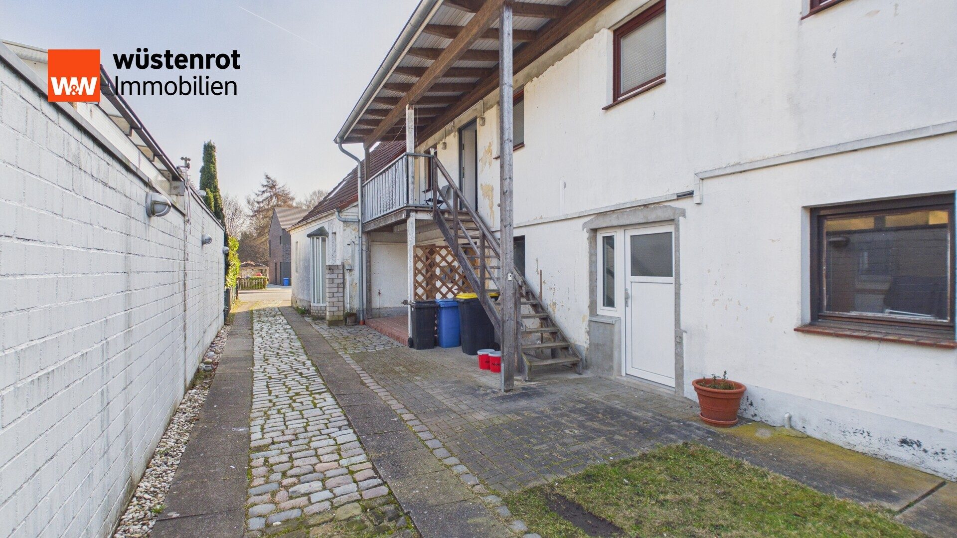 Immobilienangebot - Neumünster - Alle - EFH mit Einliegerwohnung und Werkstatt