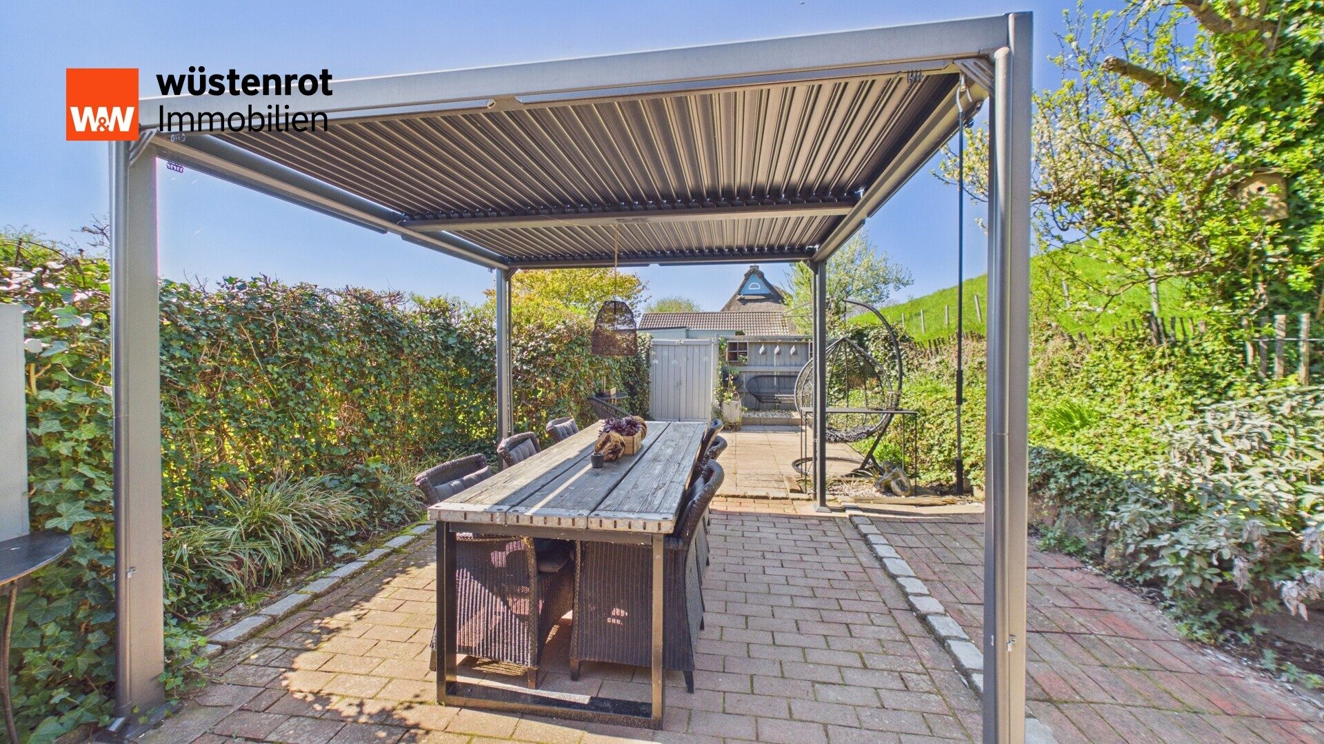 Immobilienangebot - Seestermühe - Alle - Traum-Reetdachkate am Elbdeich